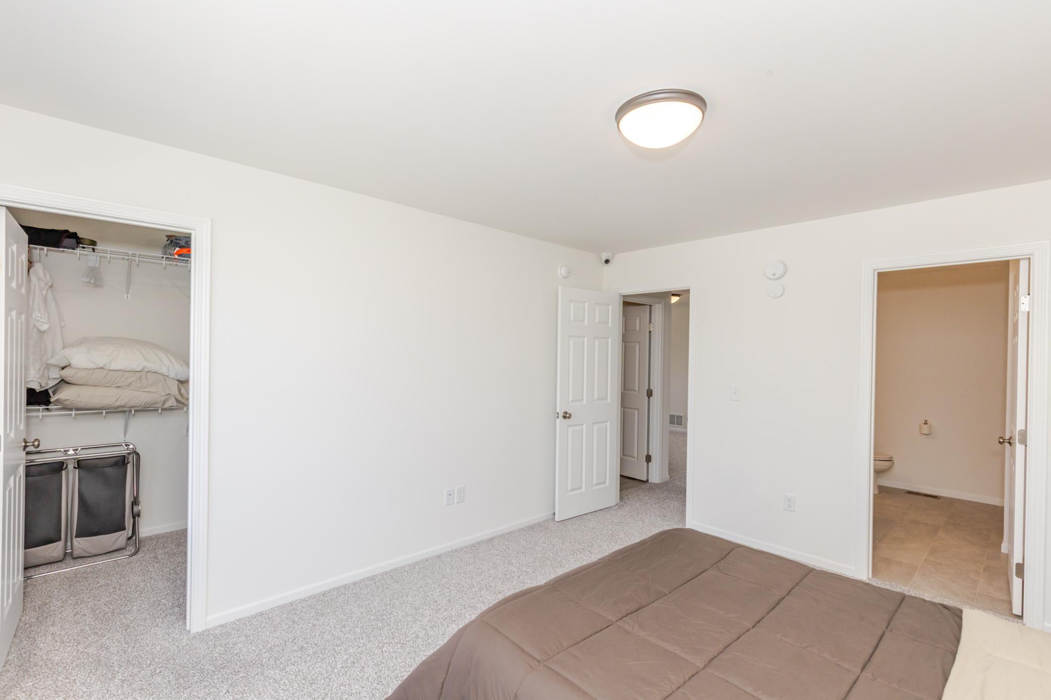 2024 single family home for sale at 6735 Meadow View Drive S in Fargo, ND — 3 bed, 3 bath (photo 19 of 36)