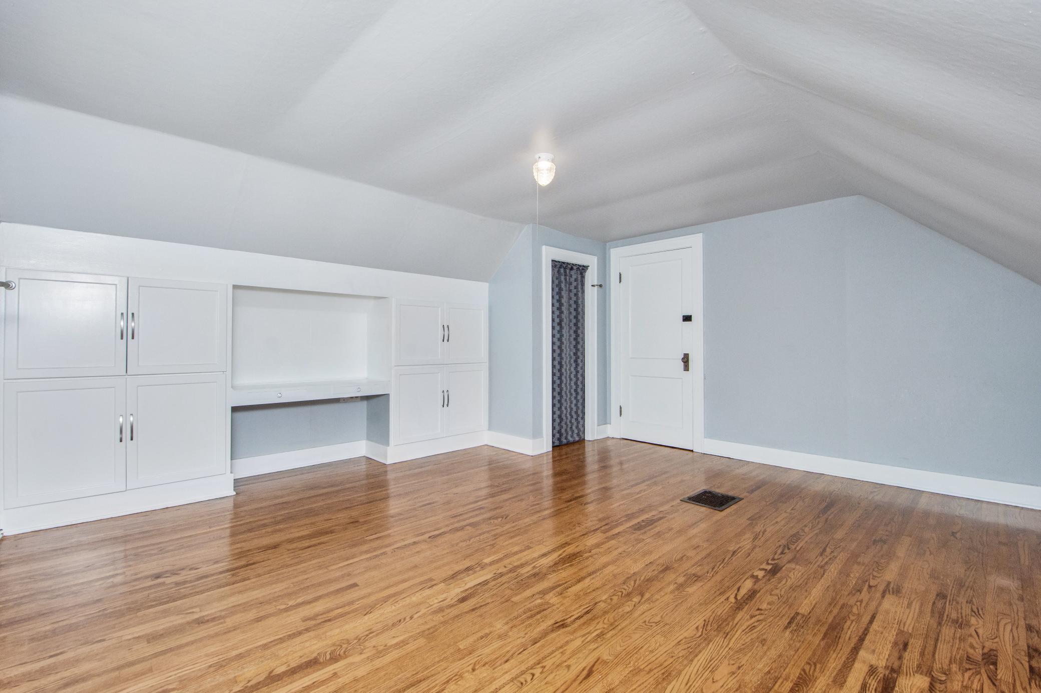 1927 single family home for sale at 1213 14th Street S in Fargo, ND — 3 bed, 2 bath (photo 28 of 41)