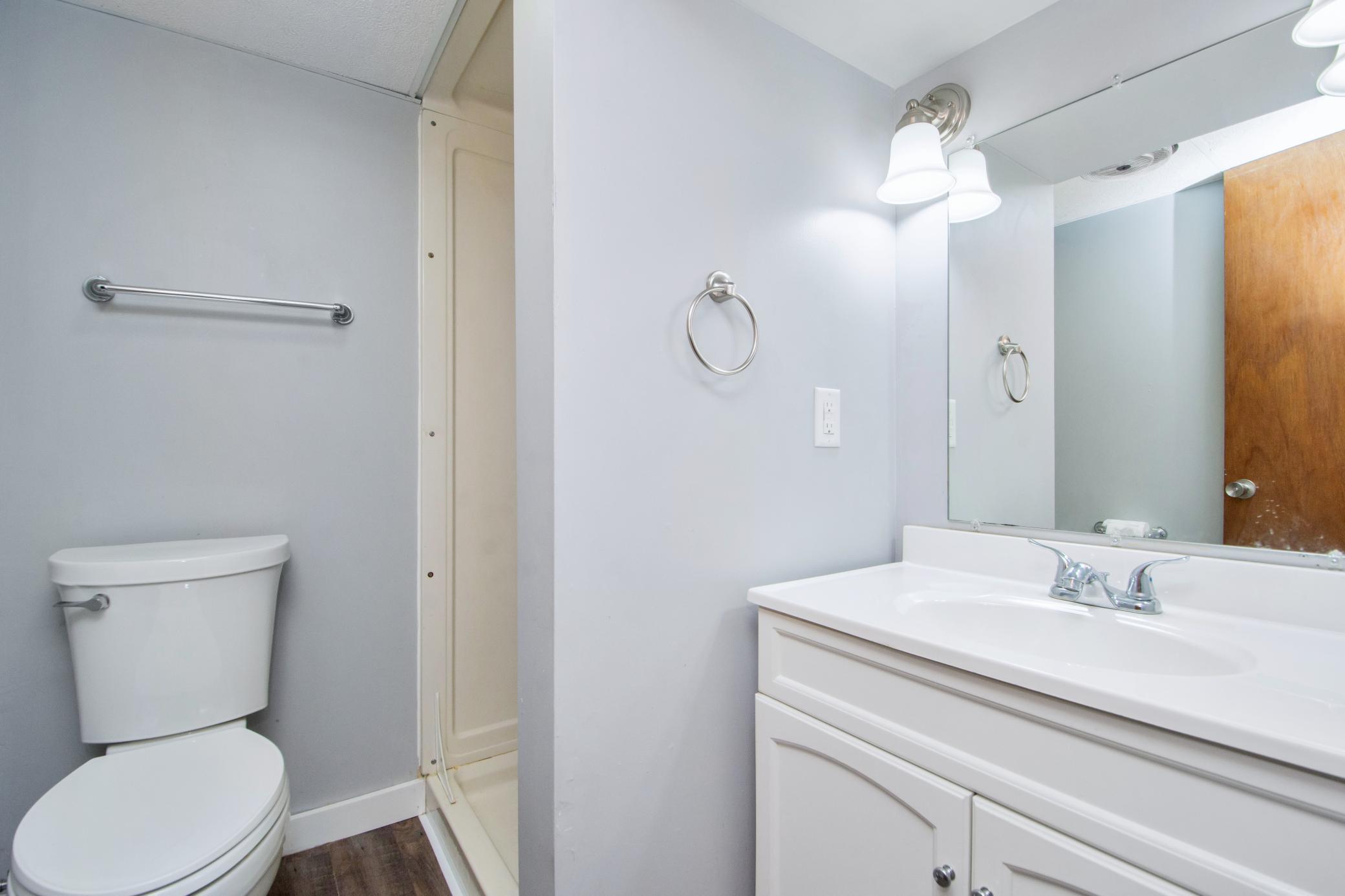 1927 single family home for sale at 1213 14th Street S in Fargo, ND — 3 bed, 2 bath (photo 31 of 41)