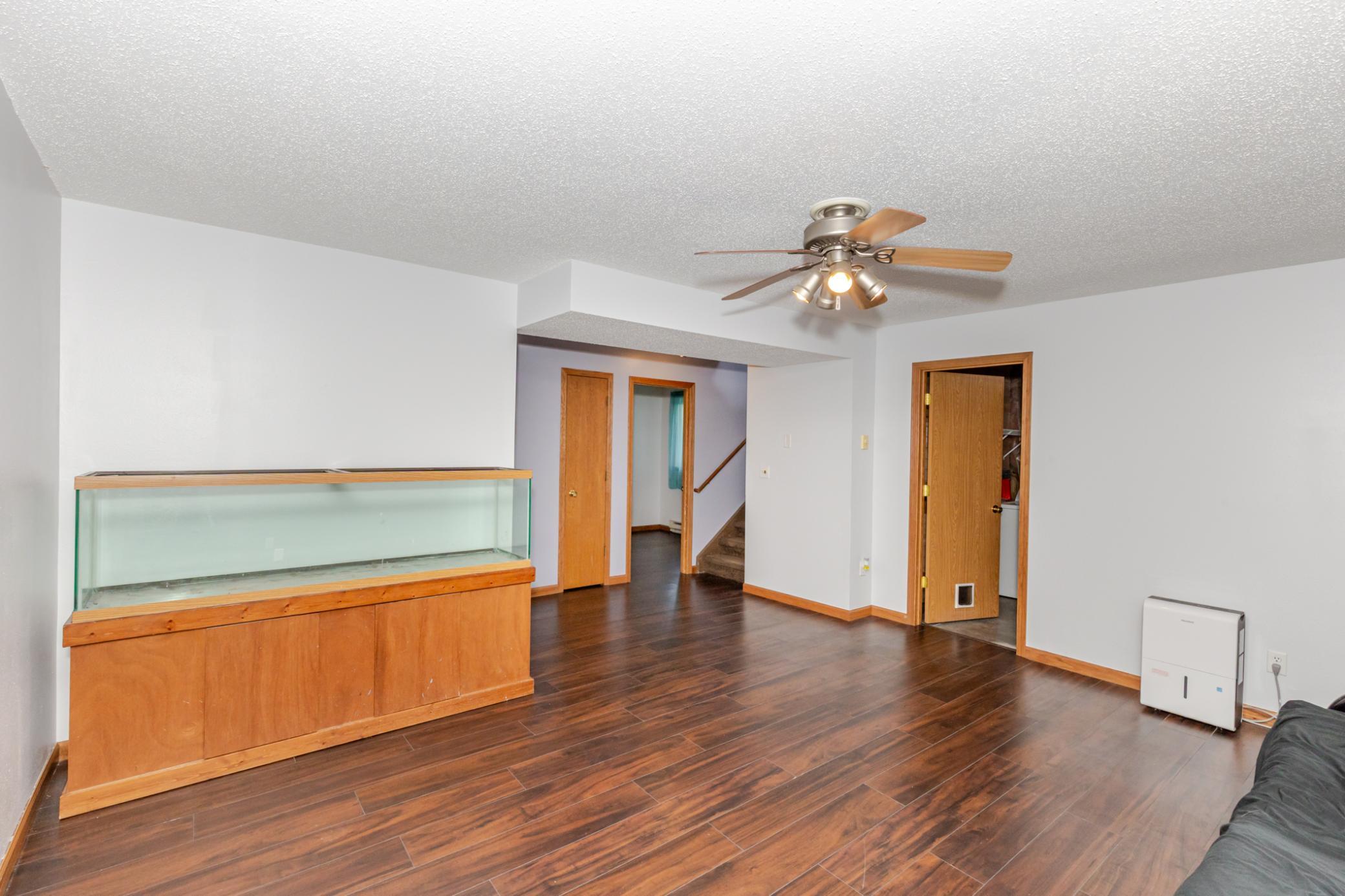 1992 single family home for sale at 2909 29th Avenue Circle S in Moorhead, MN — 4 bed, 2 bath (photo 20 of 37)