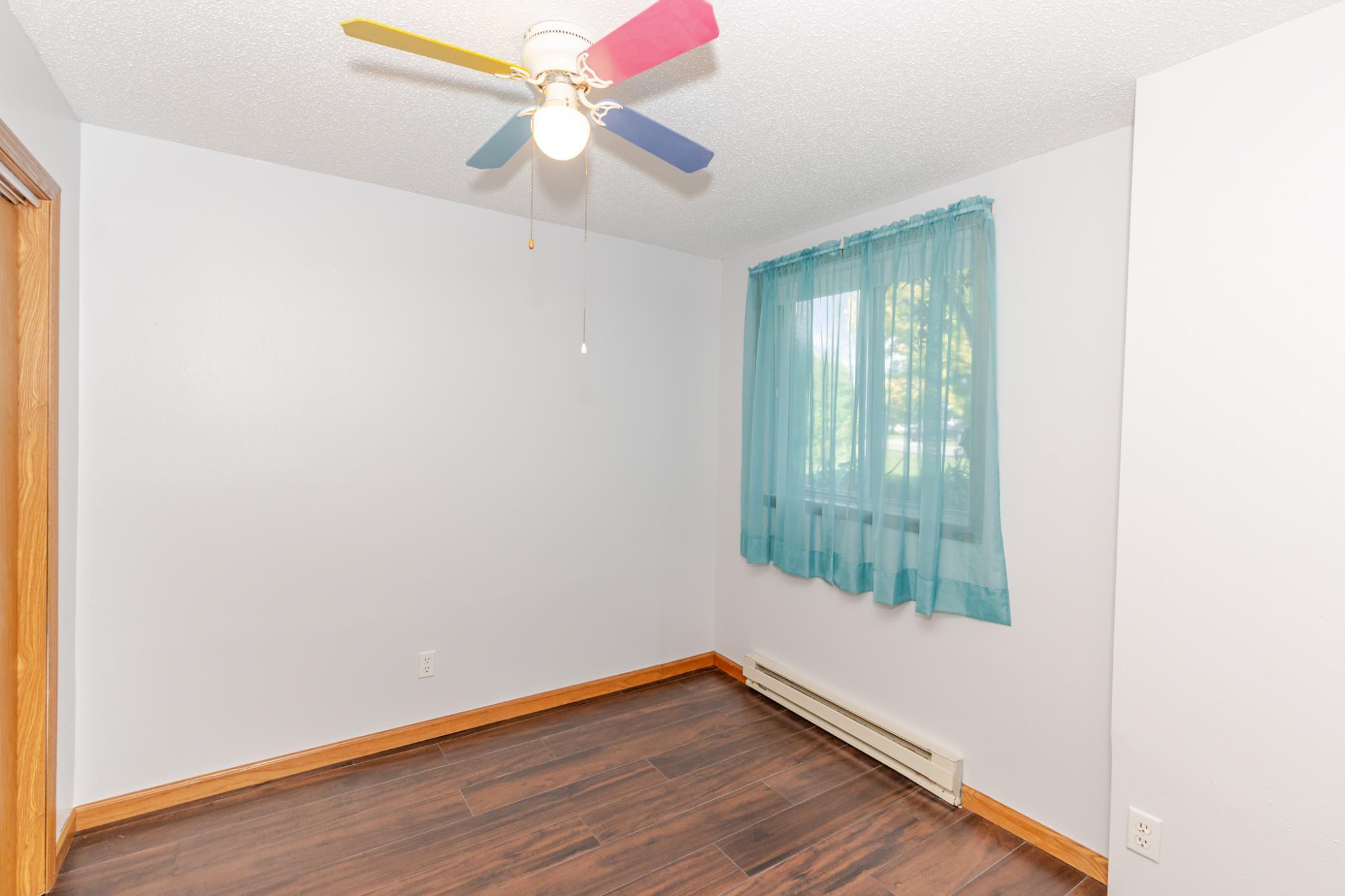 1992 single family home for sale at 2909 29th Avenue Circle S in Moorhead, MN — 4 bed, 2 bath (photo 21 of 37)