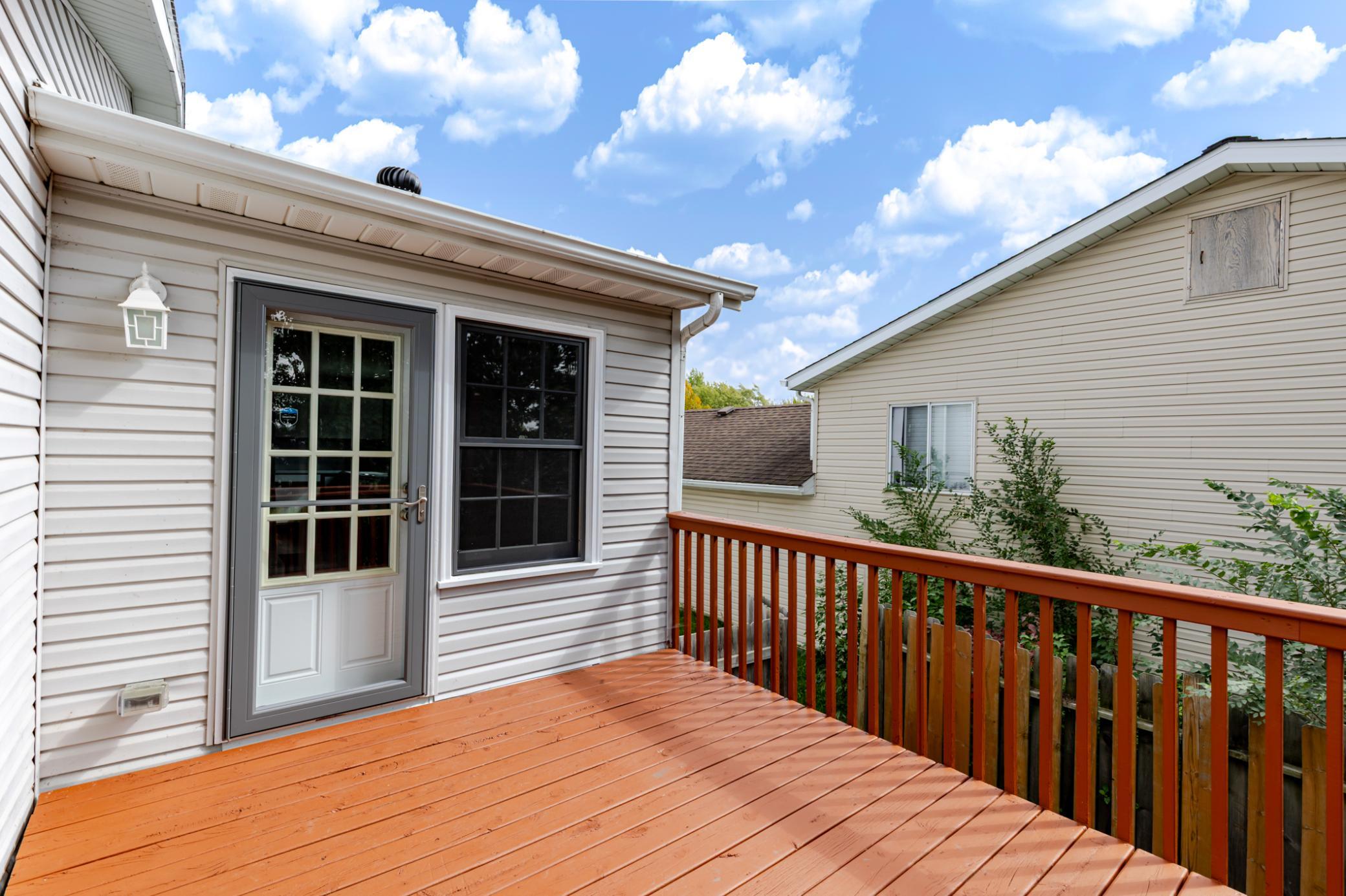 1992 single family home for sale at 2909 29th Avenue Circle S in Moorhead, MN — 4 bed, 2 bath (photo 31 of 37)