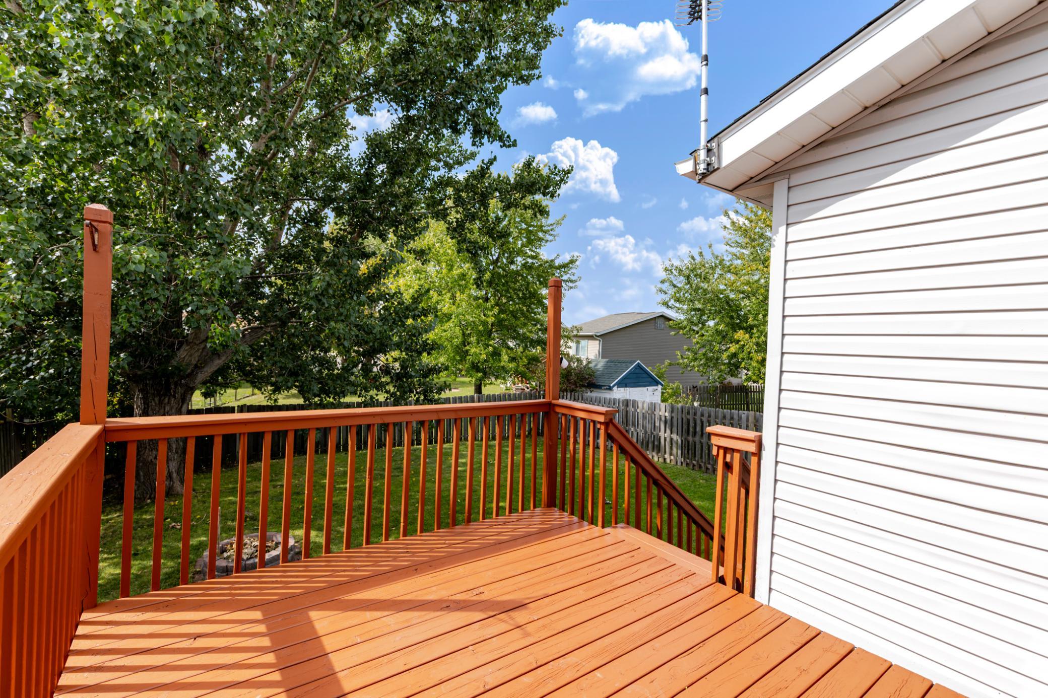 1992 single family home for sale at 2909 29th Avenue Circle S in Moorhead, MN — 4 bed, 2 bath (photo 32 of 37)