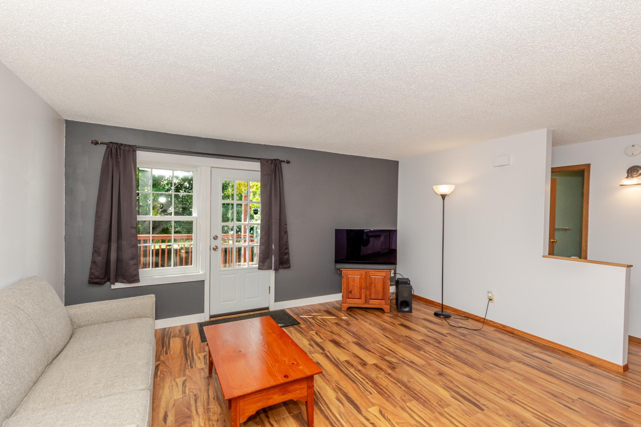 1992 single family home for sale at 2909 29th Avenue Circle S in Moorhead, MN — 4 bed, 2 bath (photo 8 of 37)
