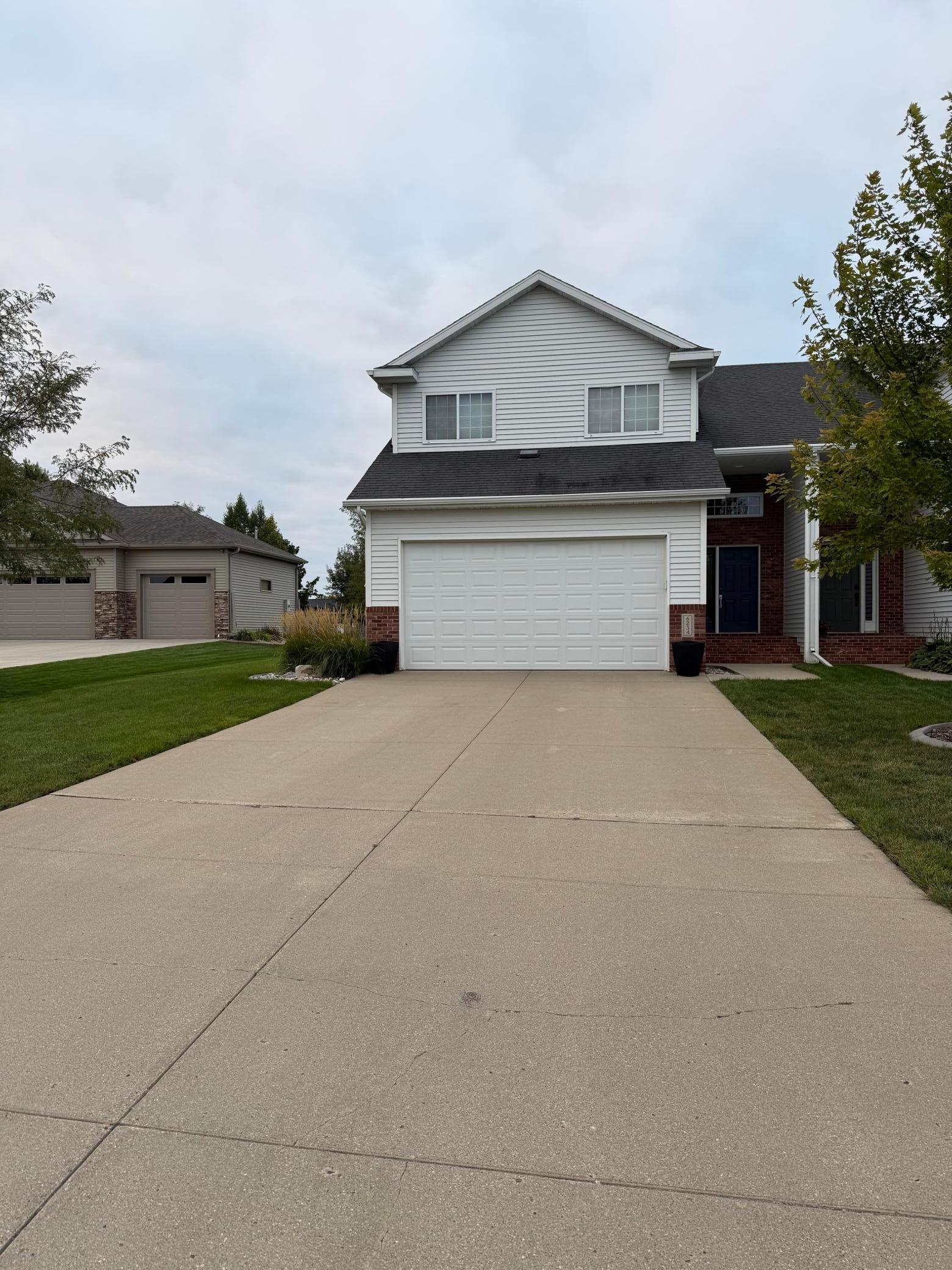 2004 twin home for sale at 6234 14th Street S in Fargo, ND — 4 bed, 4 bath