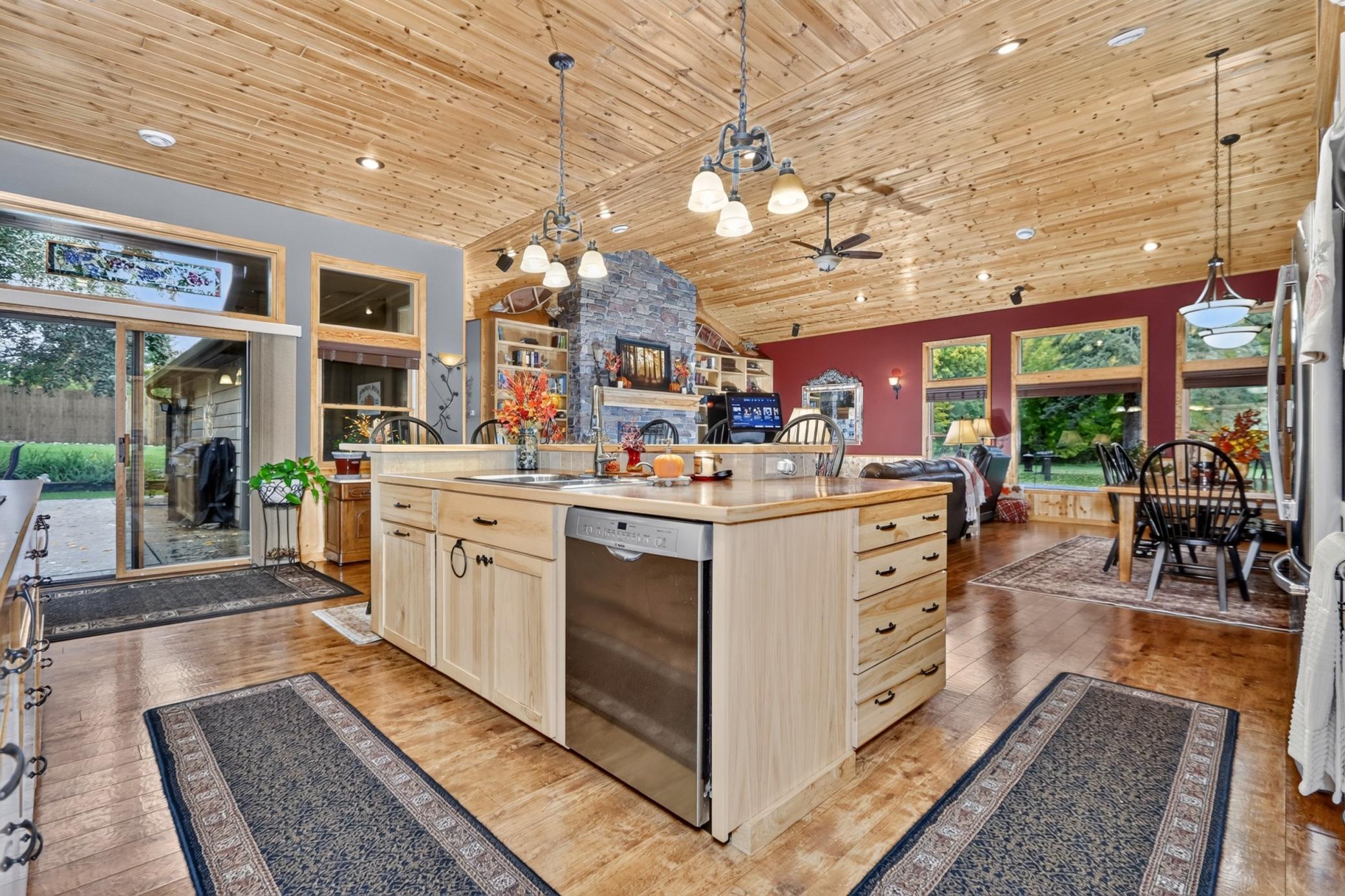 2007 single family home for sale at 51506 State Highway 46 in Squaw Lake, MN — 4 bed, 2 bath (photo 7 of 50)