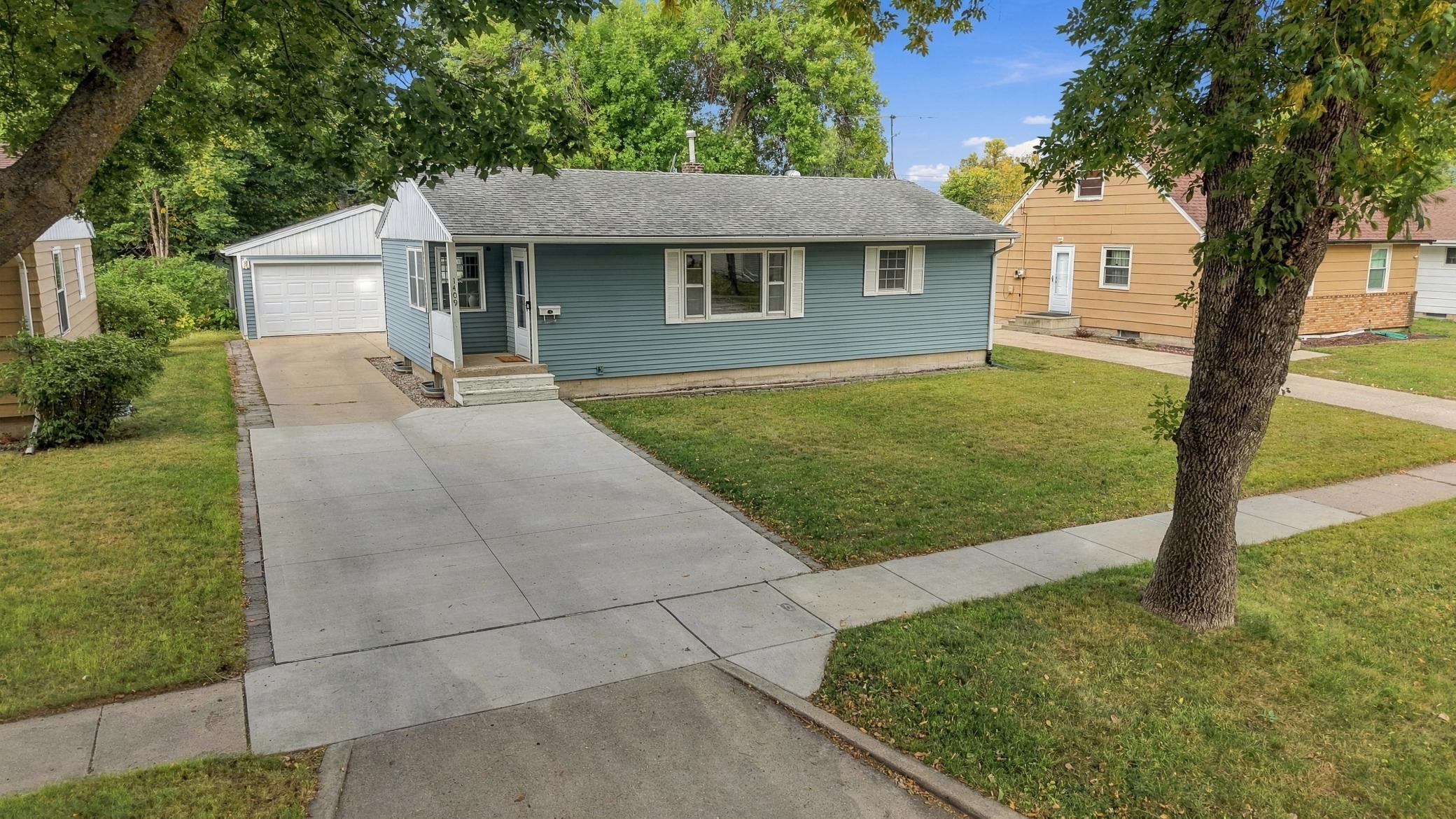 1409 18th Street S, Fargo, ND