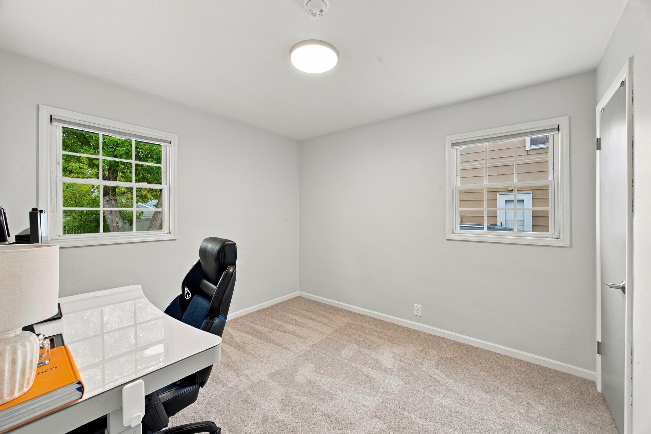 1958 single family home for sale at 1409 18th Street S in Fargo, ND — 3 bed, 2 bath (photo 15 of 29)