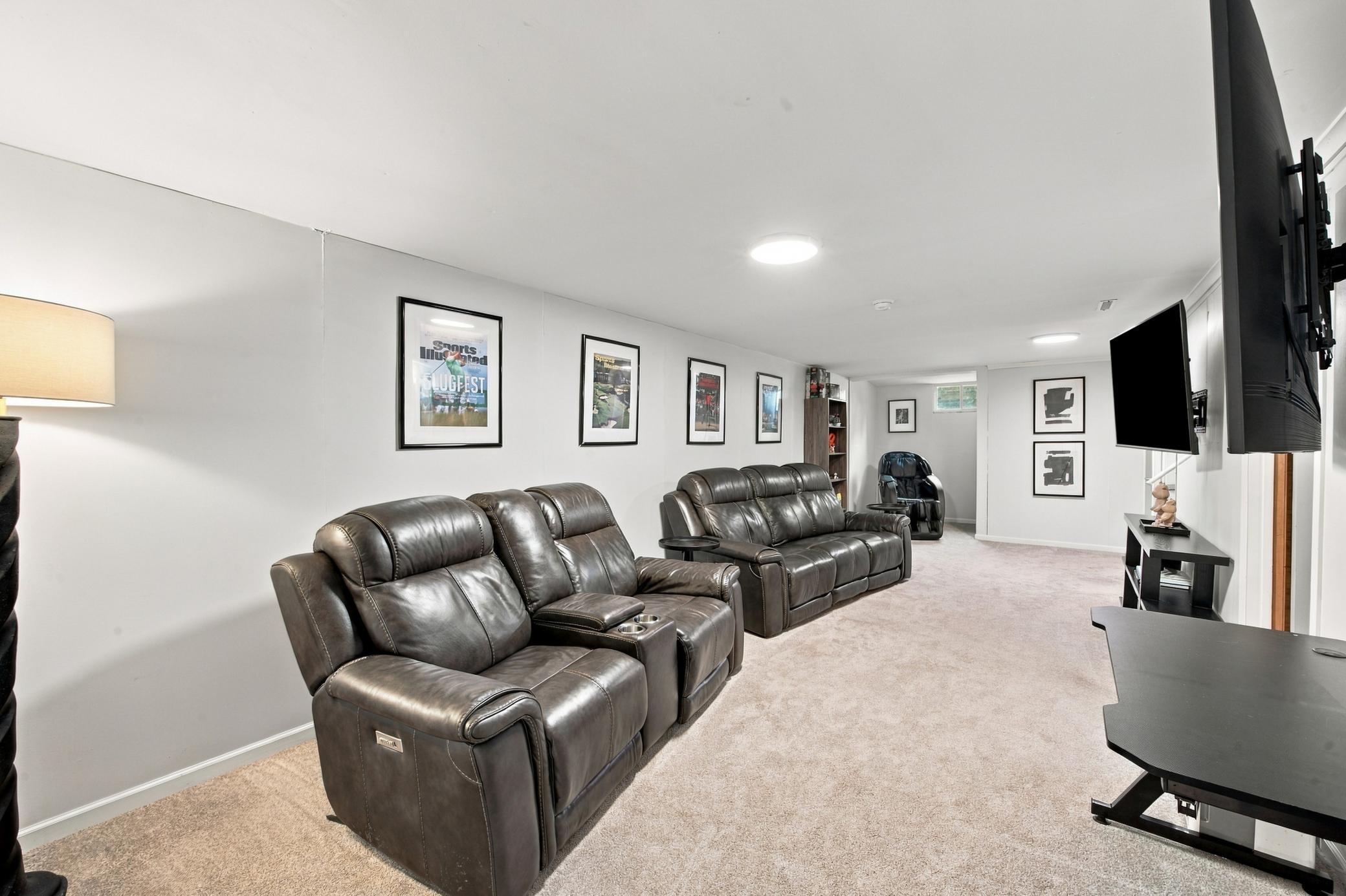 1958 single family home for sale at 1409 18th Street S in Fargo, ND — 3 bed, 2 bath (photo 17 of 29)
