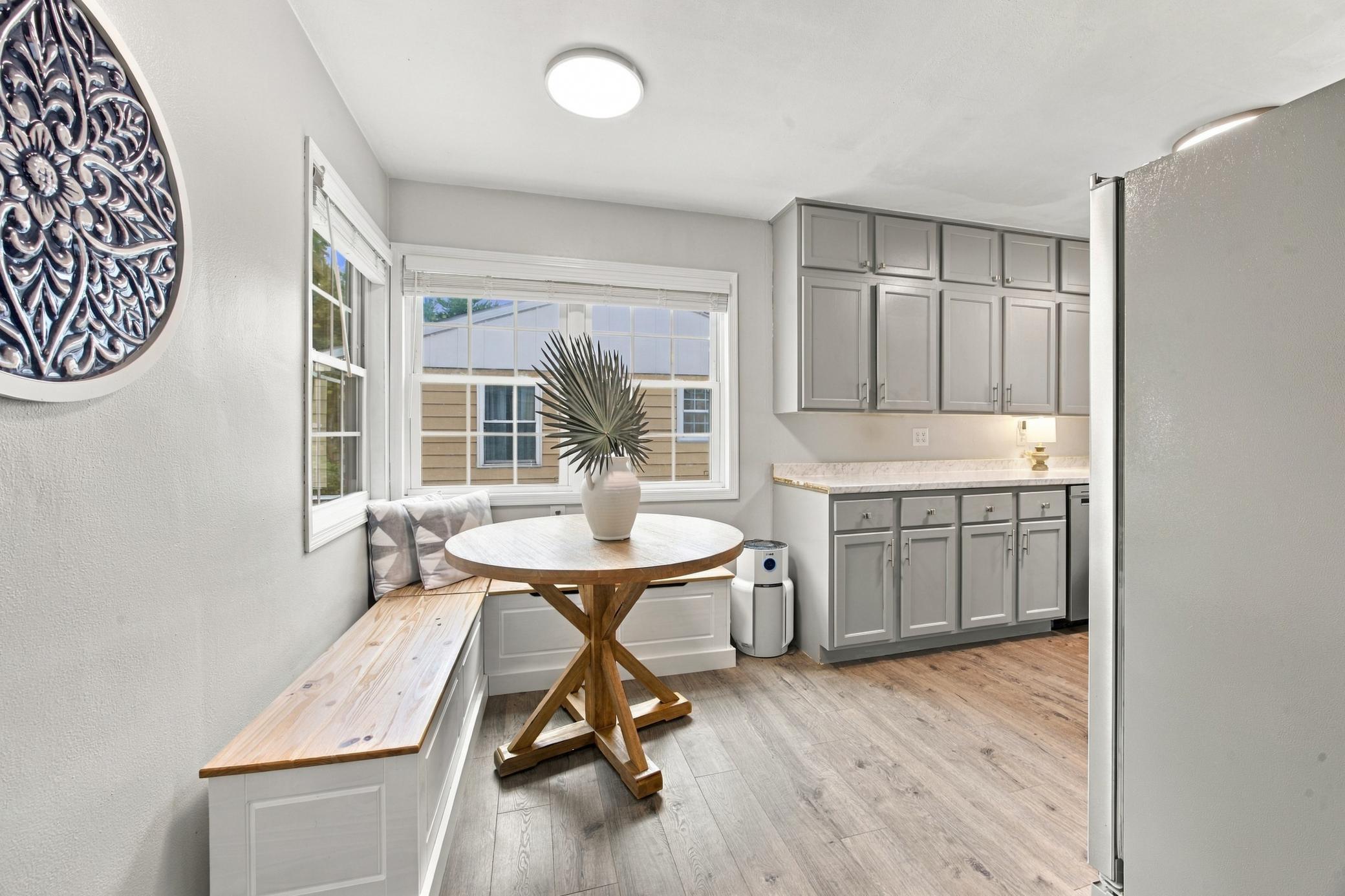 1958 single family home for sale at 1409 18th Street S in Fargo, ND — 3 bed, 2 bath (photo 3 of 29)