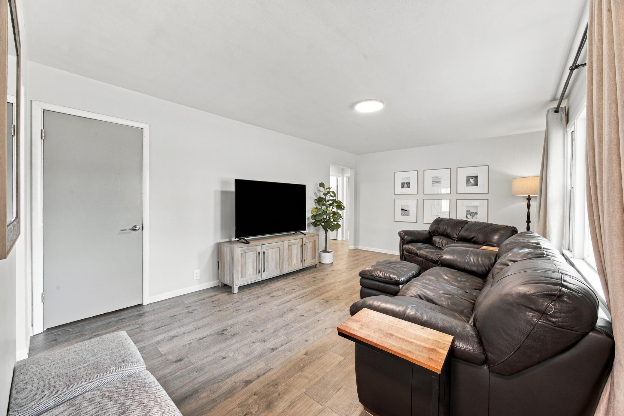 1958 single family home for sale at 1409 18th Street S in Fargo, ND — 3 bed, 2 bath (photo 7 of 29)
