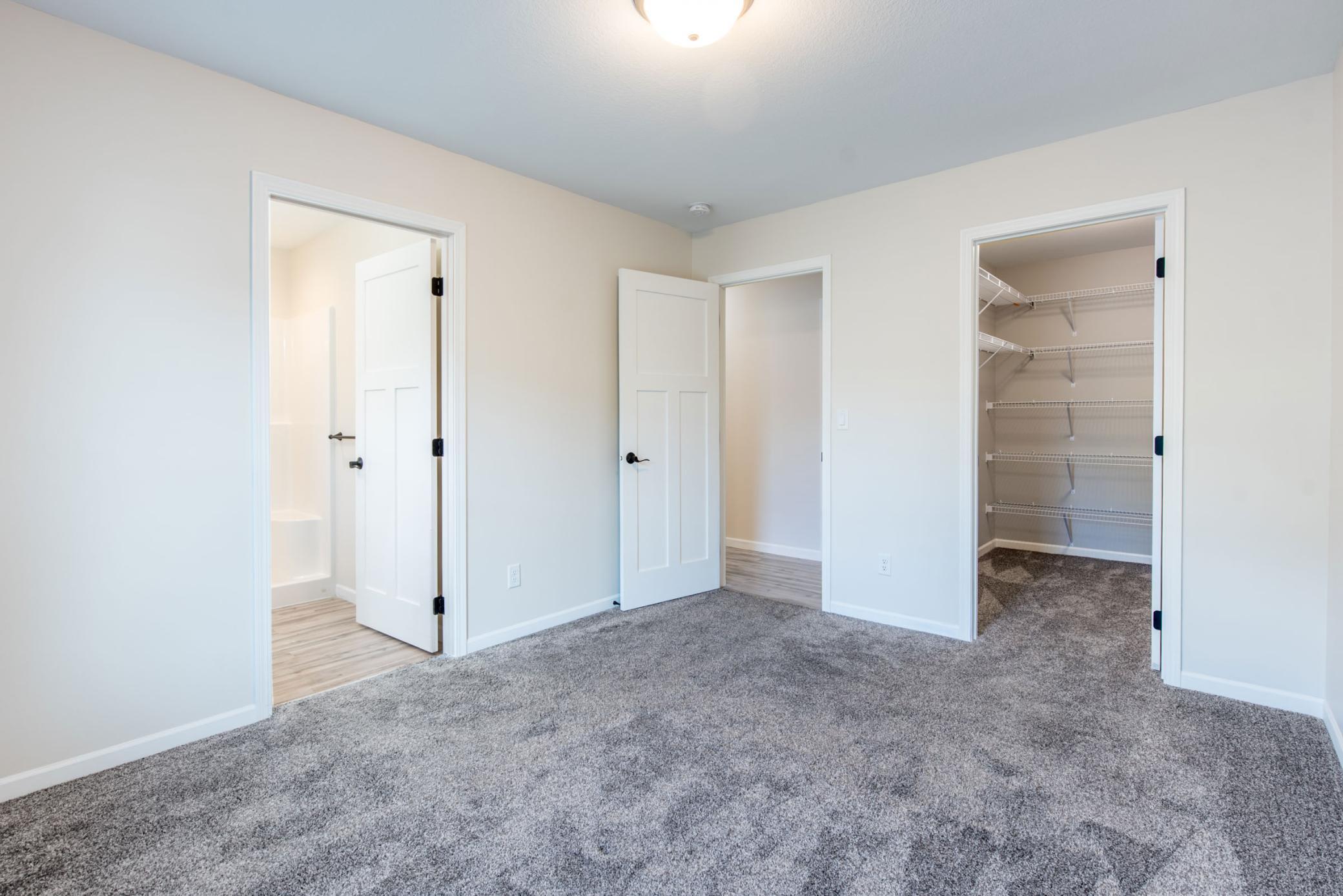 2017 single family home for sale at 502 Kenwood Street in Alexandria, MN — 2 bed, 2 bath (photo 13 of 24)