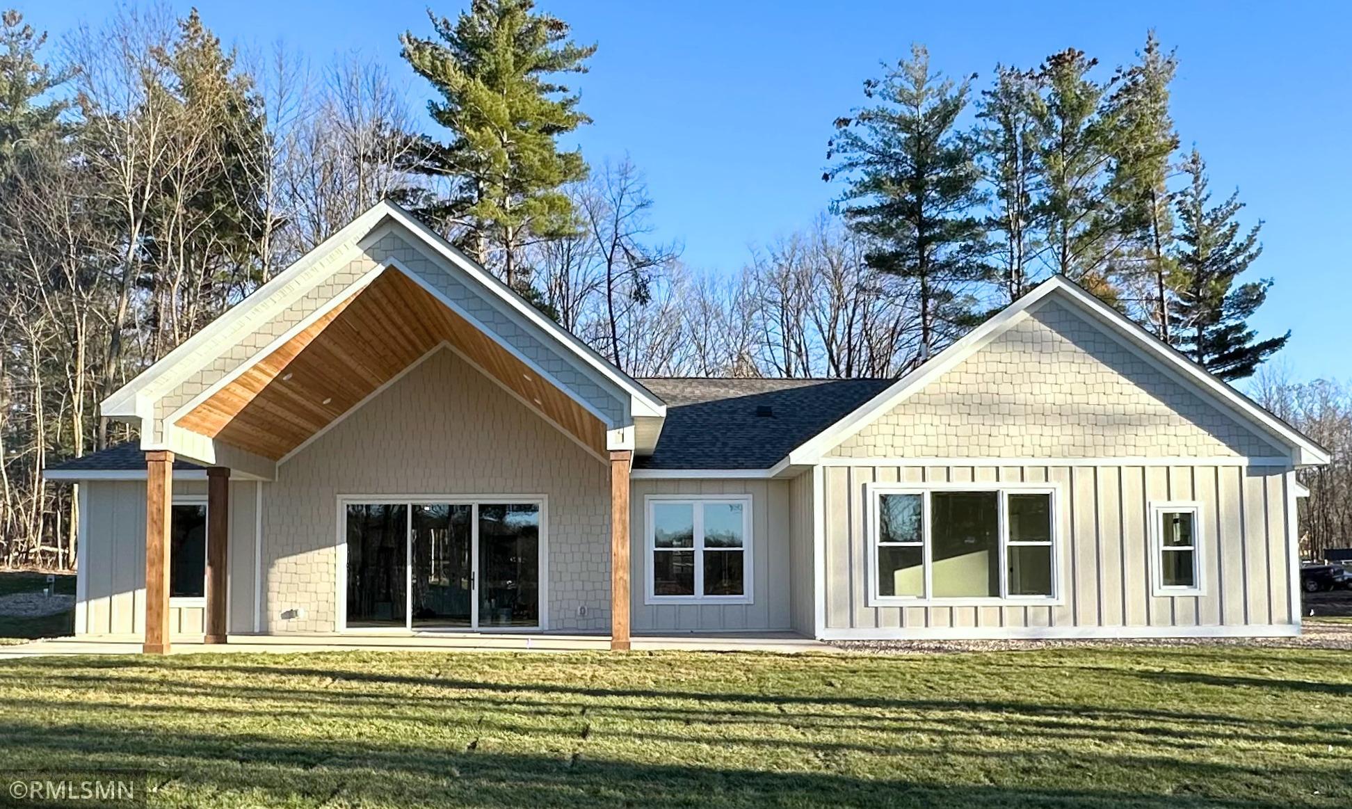 2025 single family home for sale at 23744 Warren Drive in Deerwood, MN — 4 bed, 3 bath (photo 4 of 37)