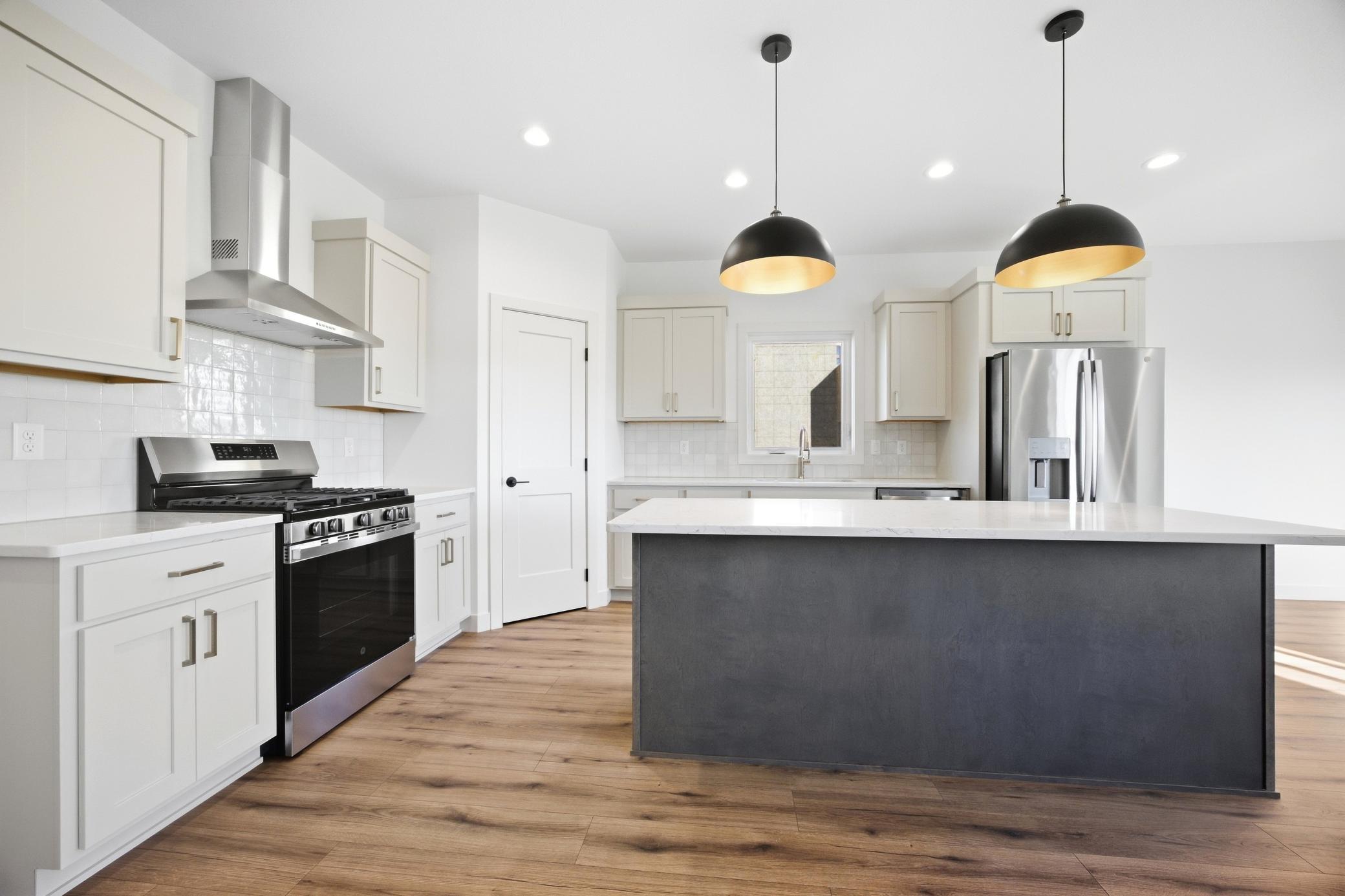 2026 single family home for sale at 435 Goose Lane in Casselton, ND — 4 bed, 3 bath (photo 11 of 48)