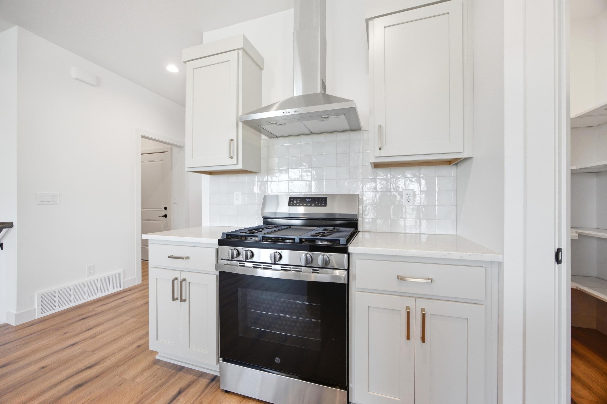 2026 single family home for sale at 435 Goose Lane in Casselton, ND — 4 bed, 3 bath (photo 15 of 48)