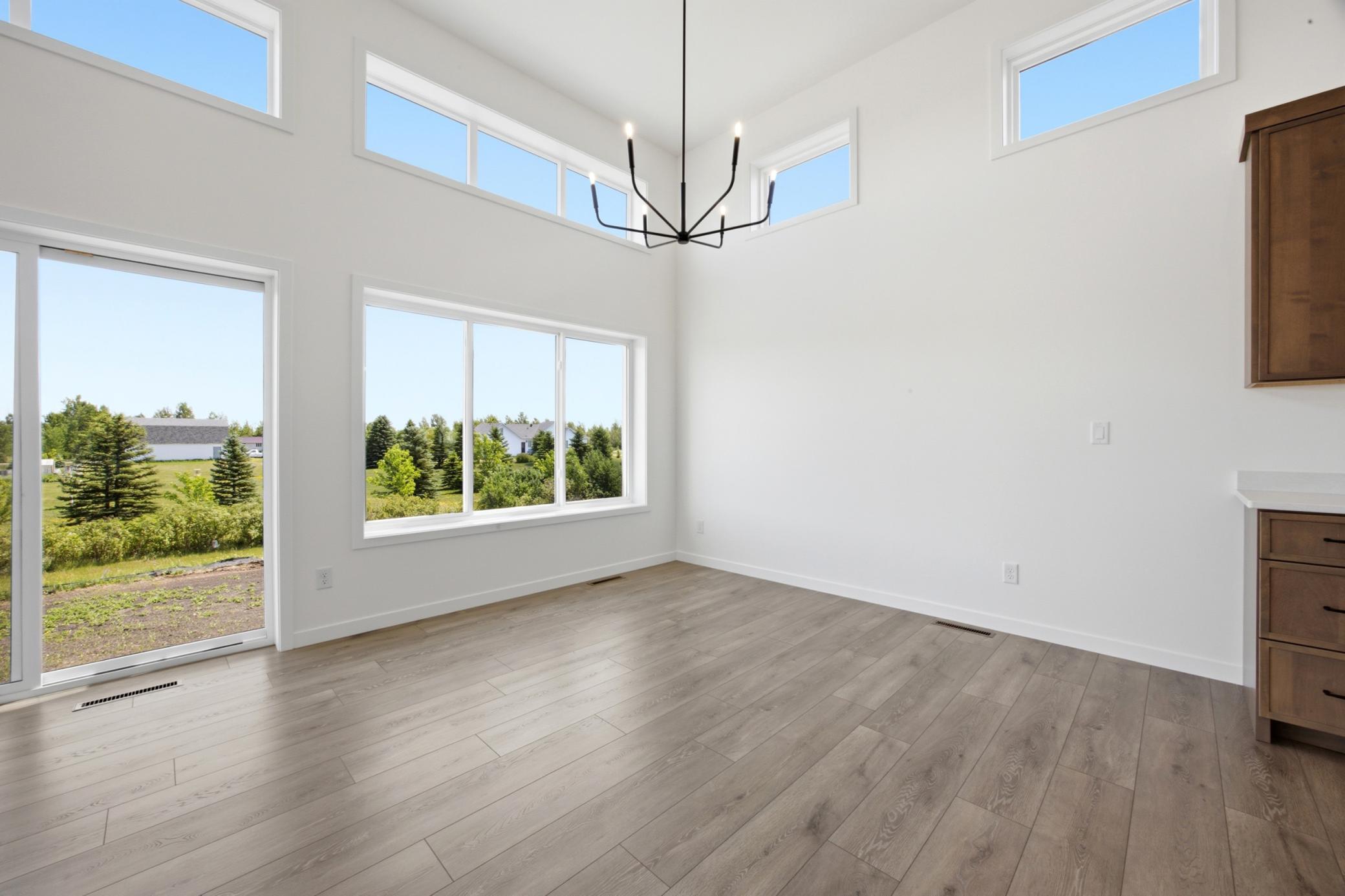 2026 single family home for sale at 4717 Hampton Loop S in Moorhead, MN — 5 bed, 3 bath (photo 12 of 36)