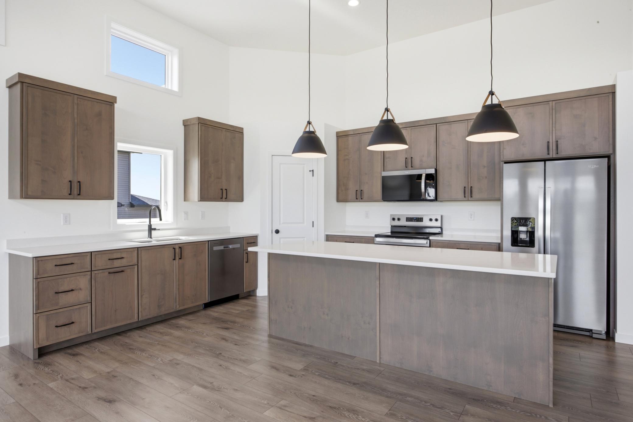 2026 single family home for sale at 4717 Hampton Loop S in Moorhead, MN — 5 bed, 3 bath (photo 10 of 36)