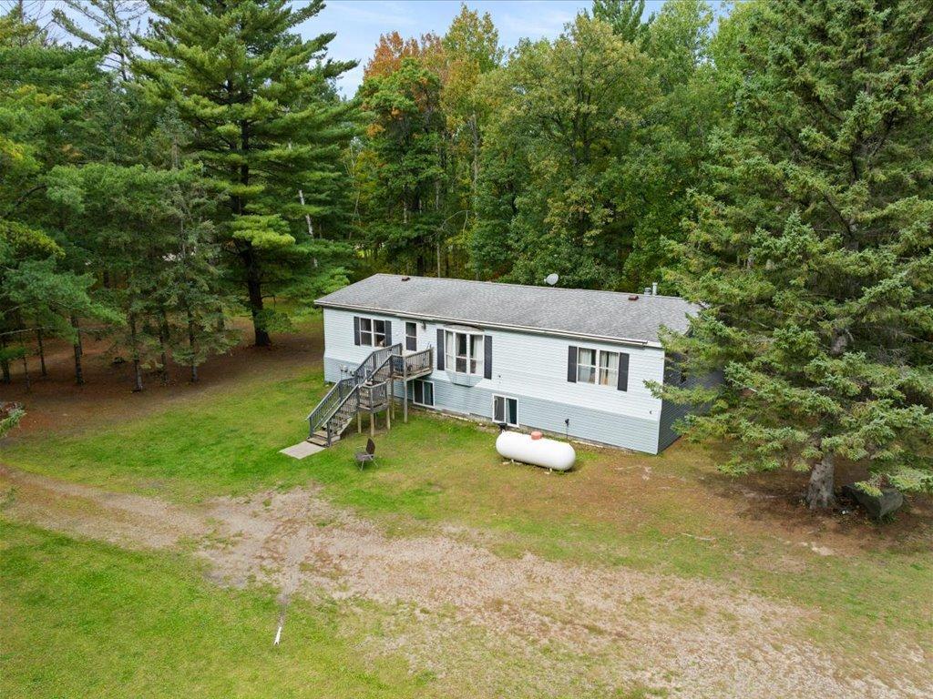 1993 single family home for sale at 21956 County 2 in Nevis, MN — 3 bed, 3 bath (photo 3 of 39)