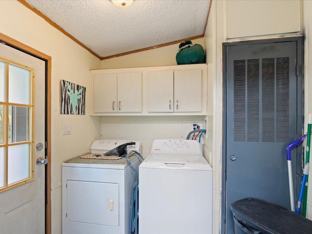 1993 single family home for sale at 21956 County 2 in Nevis, MN — 3 bed, 3 bath (photo 22 of 39)