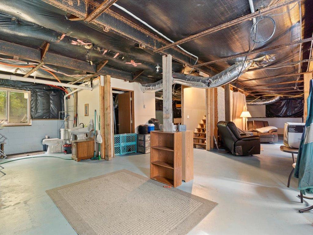1993 single family home for sale at 21956 County 2 in Nevis, MN — 3 bed, 3 bath (photo 23 of 39)