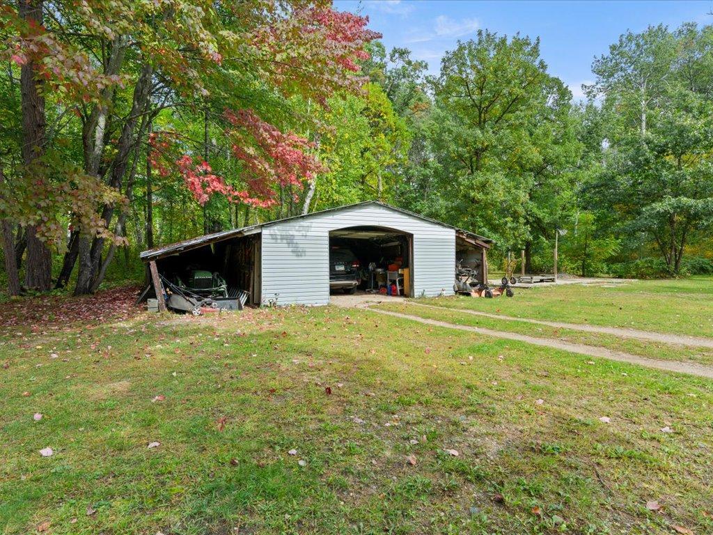 1993 single family home for sale at 21956 County 2 in Nevis, MN — 3 bed, 3 bath (photo 27 of 39)
