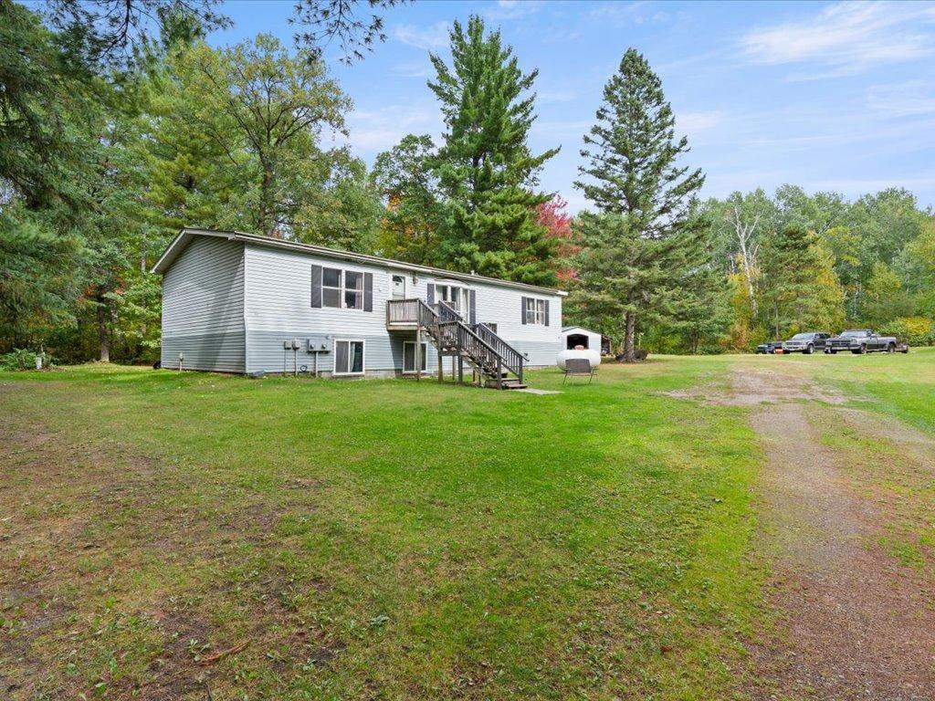 1993 single family home for sale at 21956 County 2 in Nevis, MN — 3 bed, 3 bath (photo 4 of 39)
