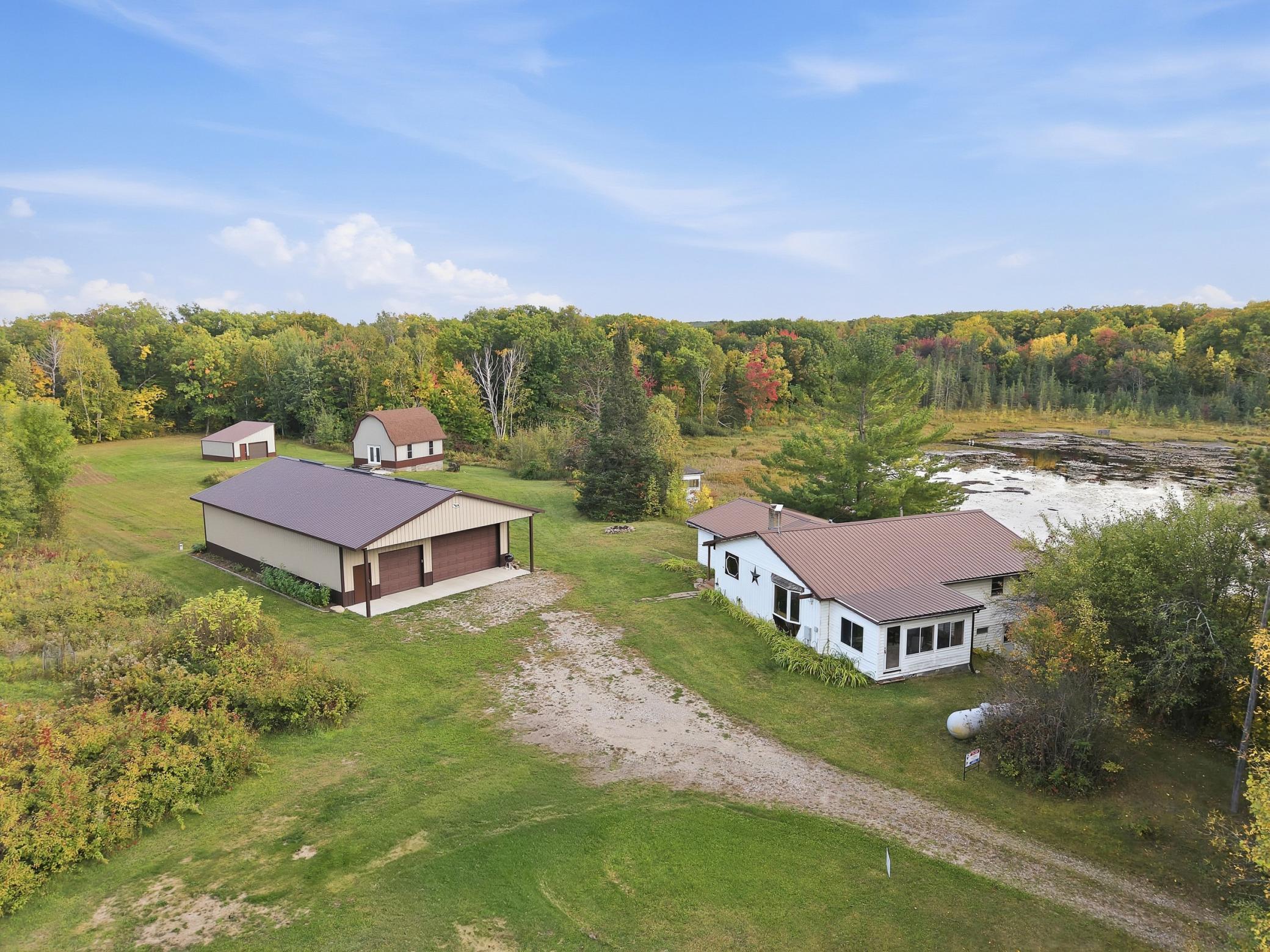 1965 single family home for sale at 6507 Krussow Drive NE in Remer, MN — 3 bed, 2 bath (photo 3 of 33)