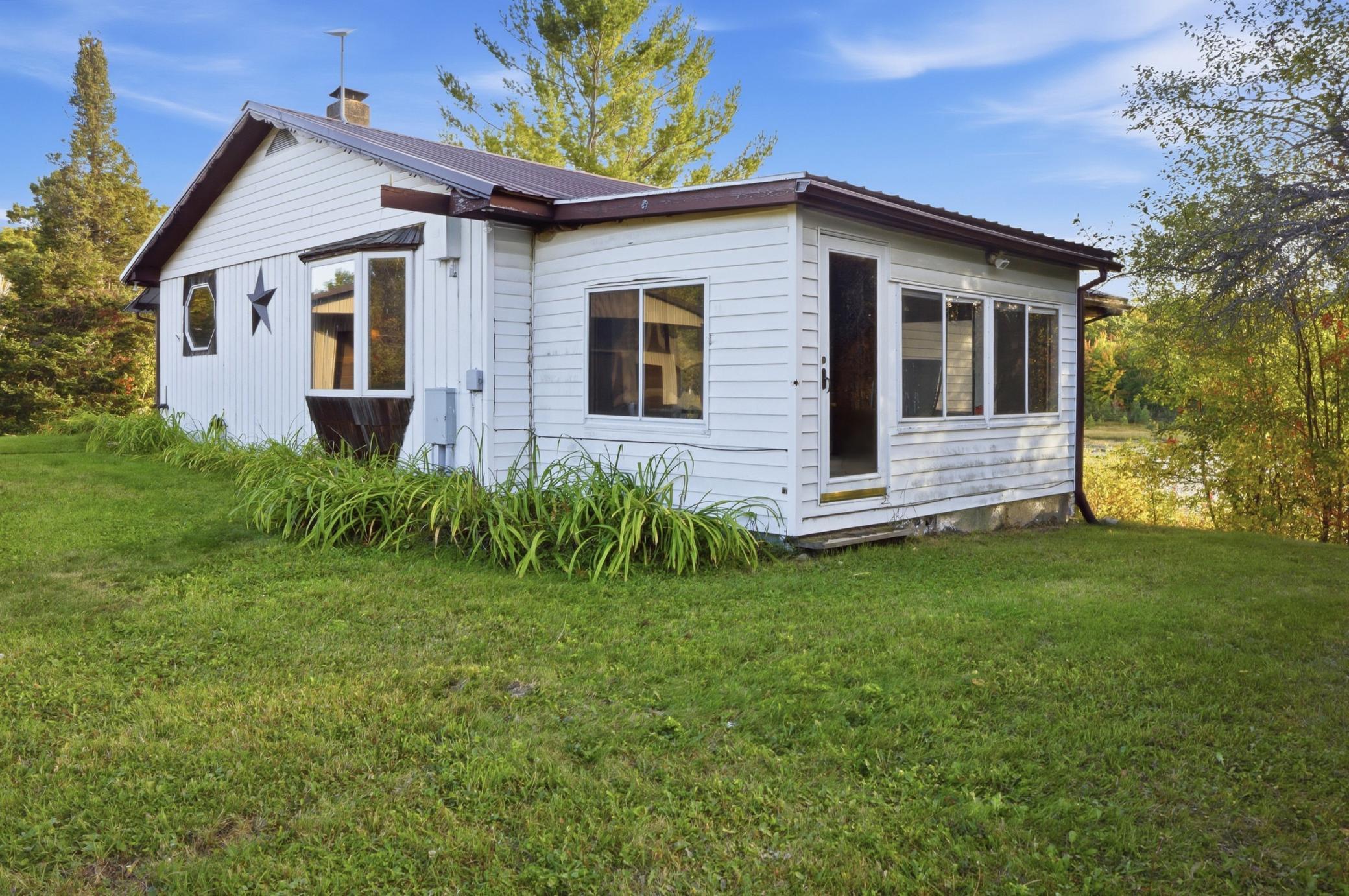 1965 single family home for sale at 6507 Krussow Drive NE in Remer, MN — 3 bed, 2 bath (photo 5 of 33)