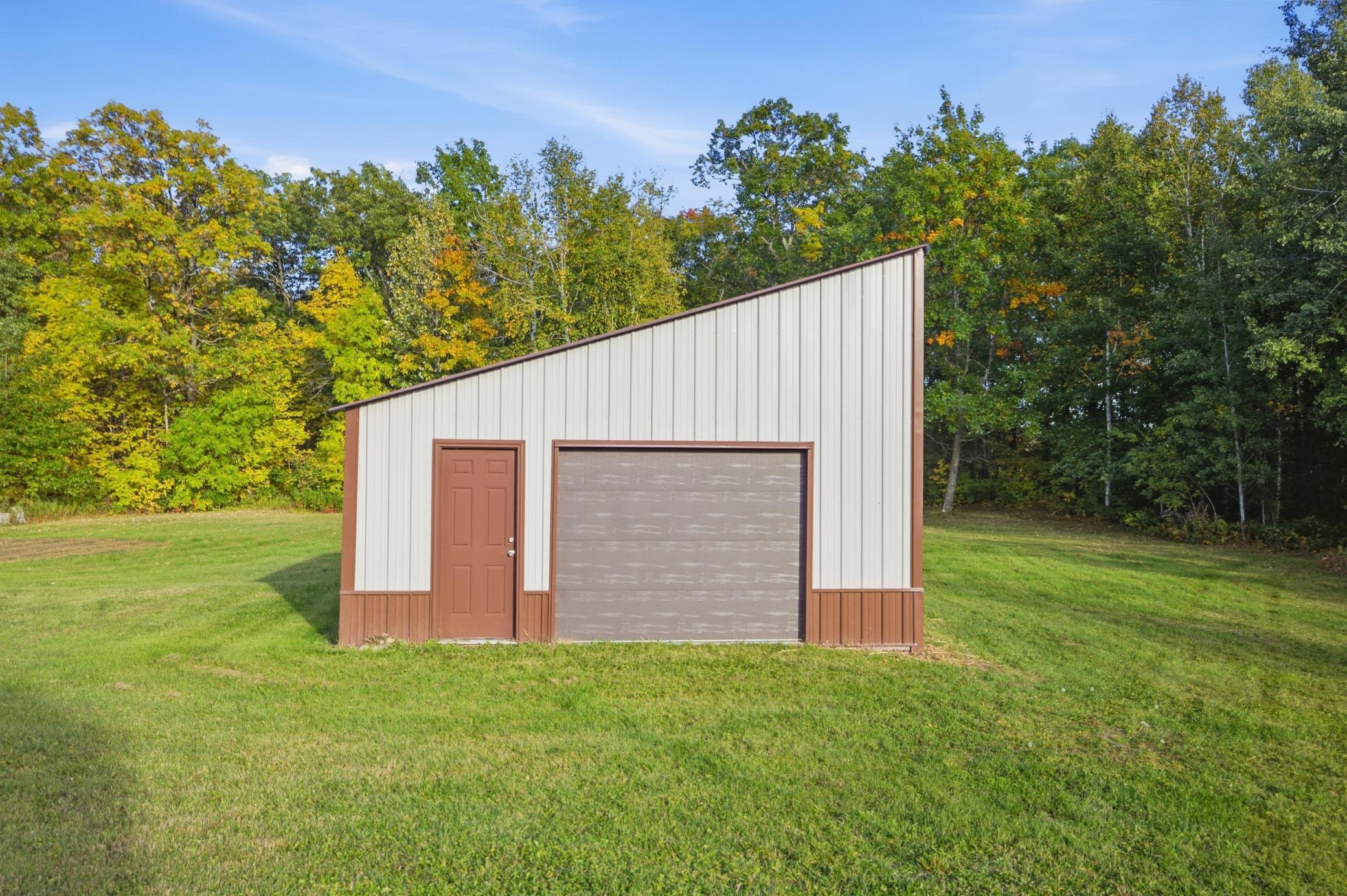 1965 single family home for sale at 6507 Krussow Drive NE in Remer, MN — 3 bed, 2 bath (photo 10 of 33)