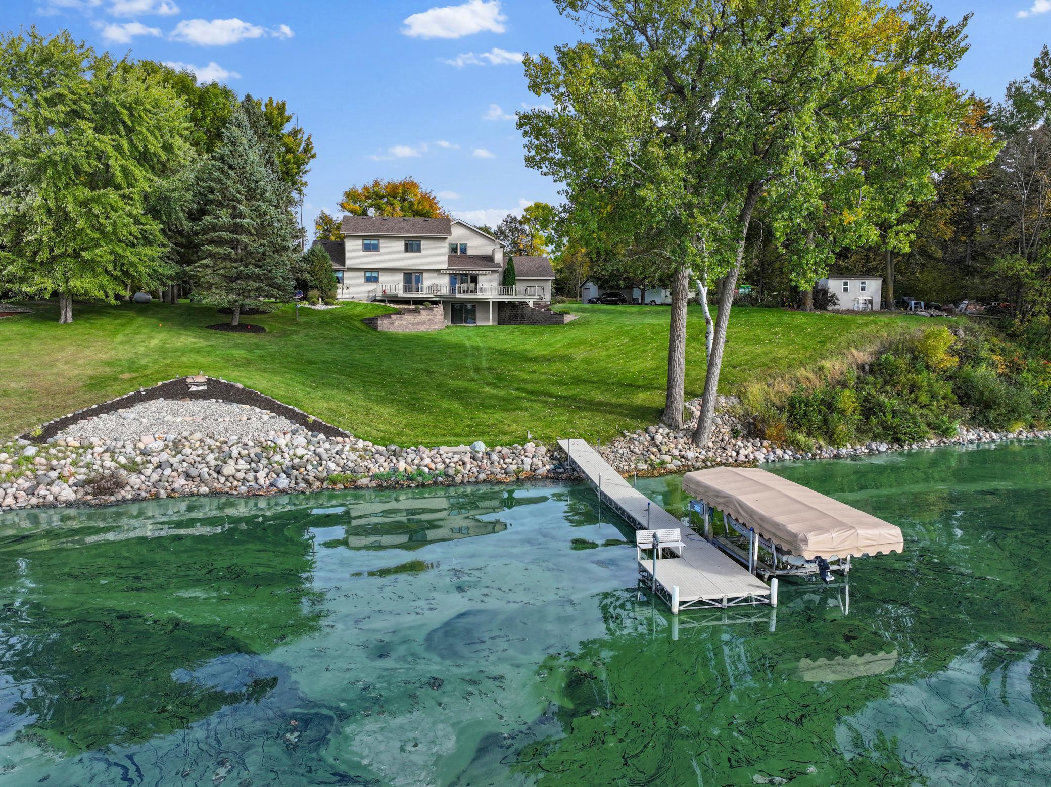 1984 single family home for sale at 10333 Alcott Drive in Sauk Centre, MN — 3 bed, 4 bath (photo 2 of 75)