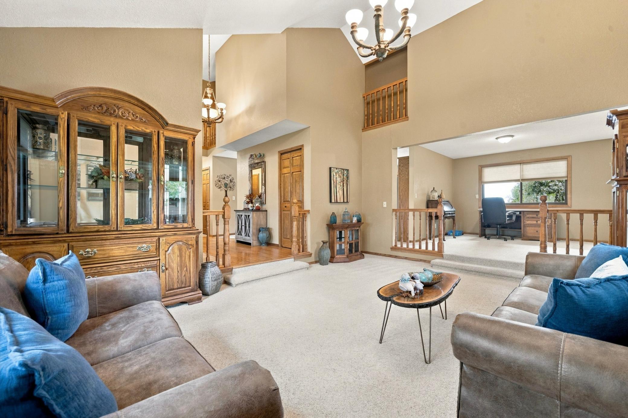 1984 single family home for sale at 10333 Alcott Drive in Sauk Centre, MN — 3 bed, 4 bath (photo 33 of 75)