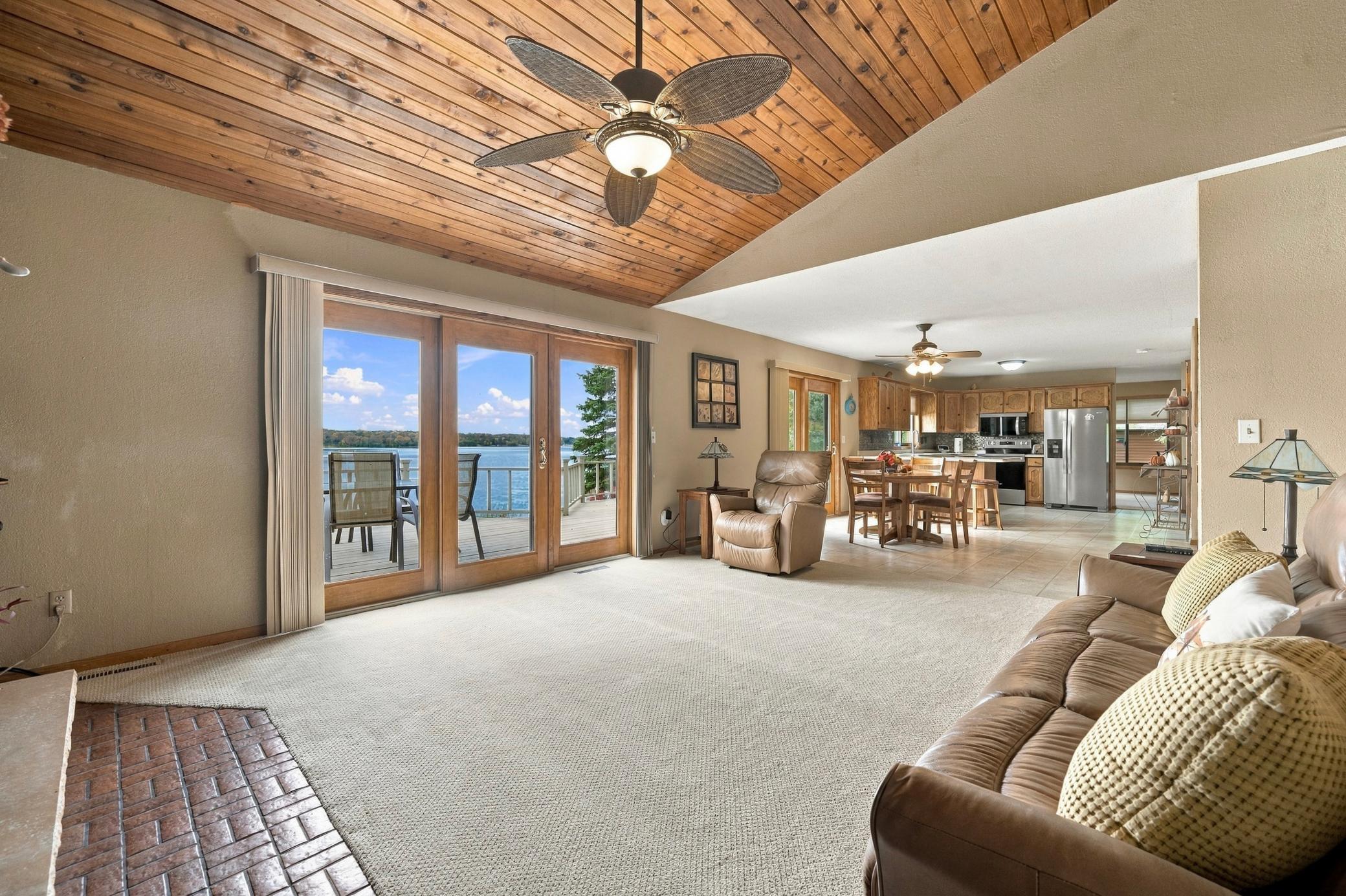 1984 single family home for sale at 10333 Alcott Drive in Sauk Centre, MN — 3 bed, 4 bath (photo 45 of 75)