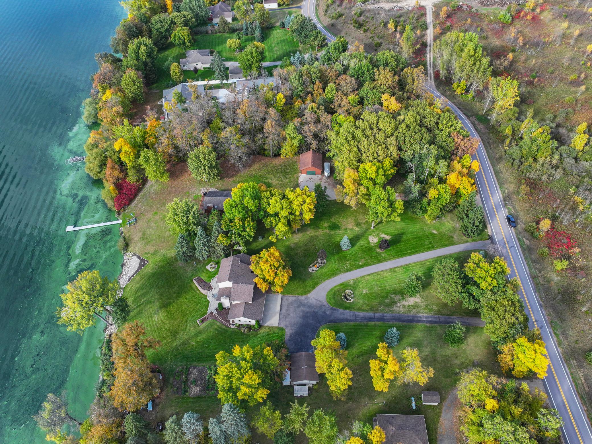 1984 single family home for sale at 10333 Alcott Drive in Sauk Centre, MN — 3 bed, 4 bath (photo 8 of 75)