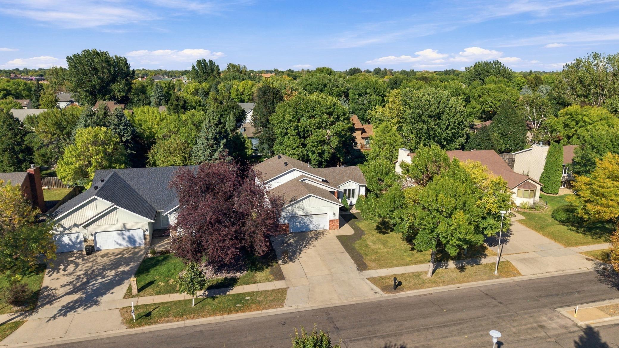1991 single family home for sale at 2319 35th Avenue S in Fargo, ND — 5 bed, 3 bath (photo 27 of 38)