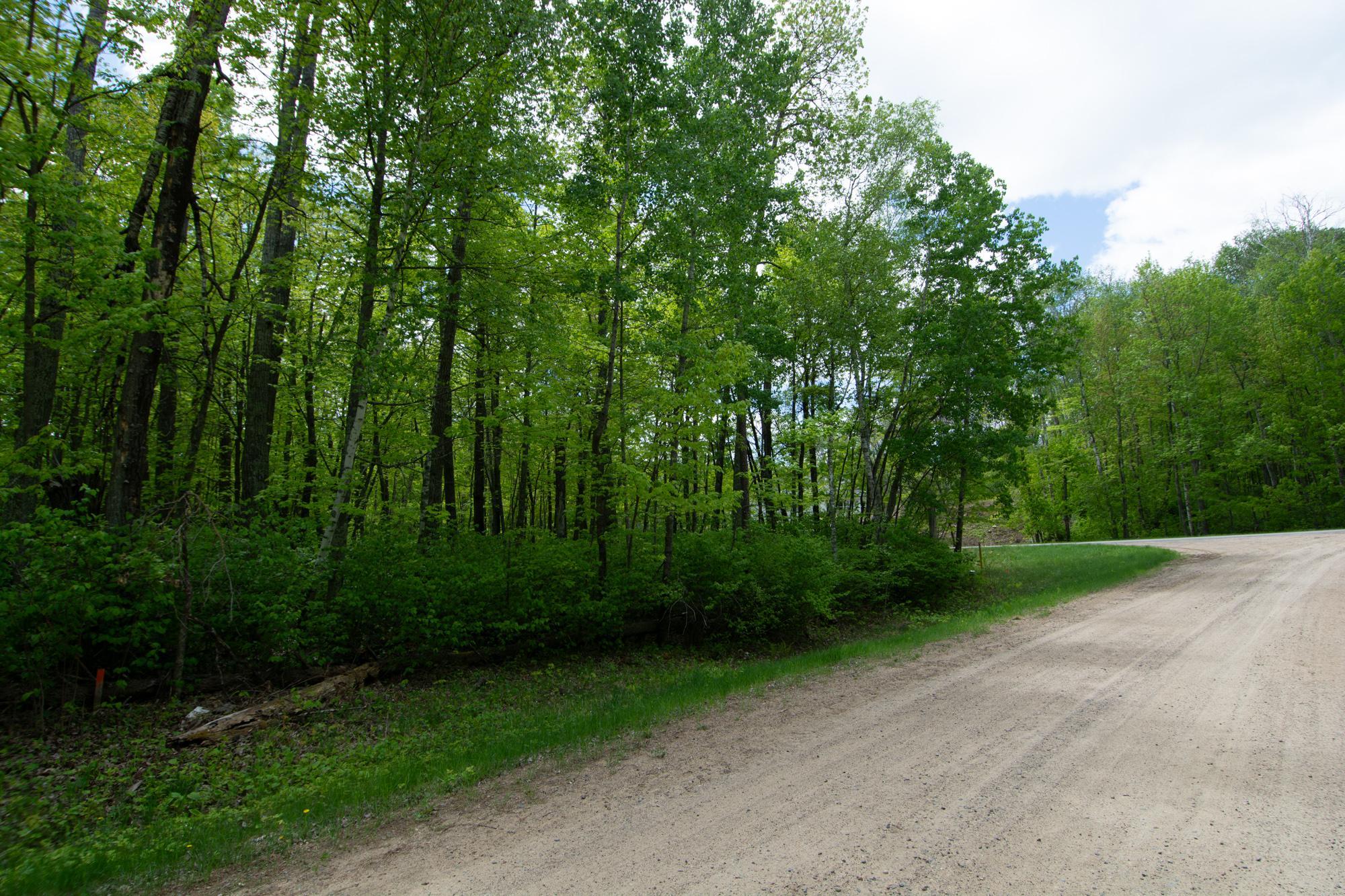 land for sale at Lot 001 Block 013- Green Scene Drive in Breezy Point, MN (photo 9 of 10)