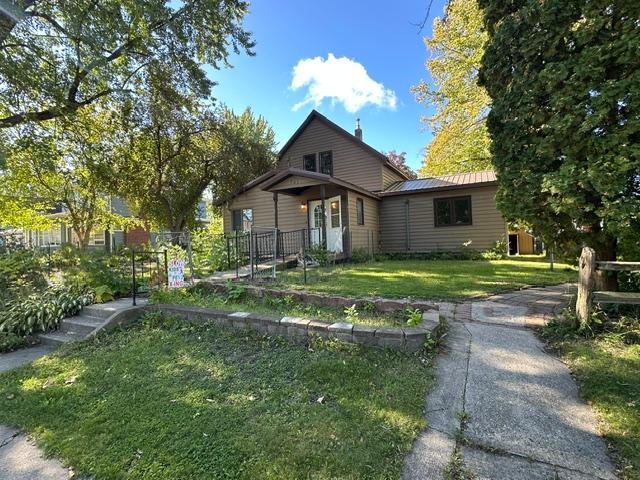 1910 single family home for sale at 207 Hartley Street in Coleraine, MN — 5 bed, 3 bath
