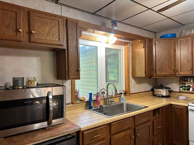 1910 single family home for sale at 207 Hartley Street in Coleraine, MN — 5 bed, 3 bath (photo 15 of 47)