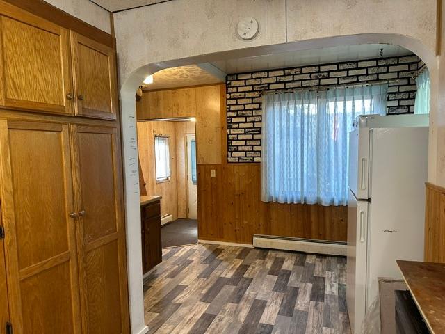 1910 single family home for sale at 207 Hartley Street in Coleraine, MN — 5 bed, 3 bath (photo 16 of 47)