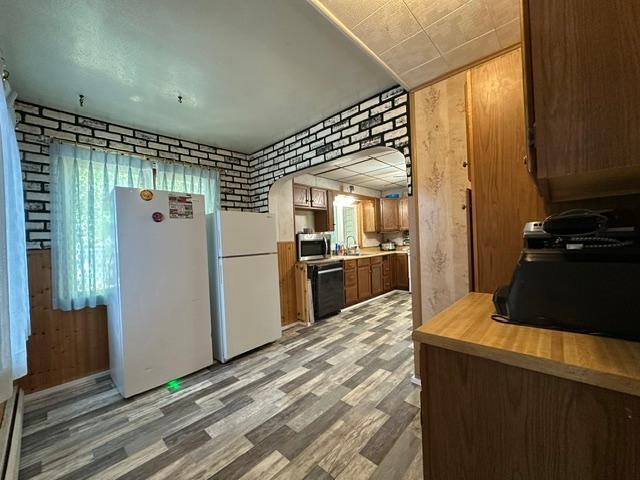 1910 single family home for sale at 207 Hartley Street in Coleraine, MN — 5 bed, 3 bath (photo 17 of 47)
