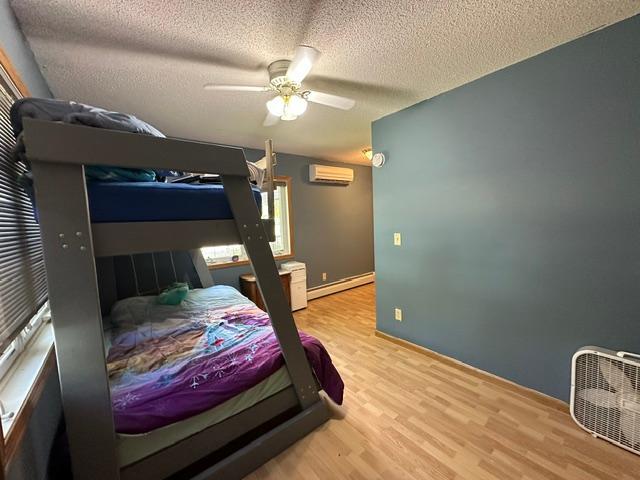 1910 single family home for sale at 207 Hartley Street in Coleraine, MN — 5 bed, 3 bath (photo 19 of 47)