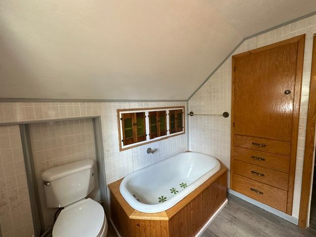 1910 single family home for sale at 207 Hartley Street in Coleraine, MN — 5 bed, 3 bath (photo 24 of 47)