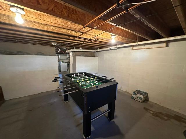 1910 single family home for sale at 207 Hartley Street in Coleraine, MN — 5 bed, 3 bath (photo 33 of 47)