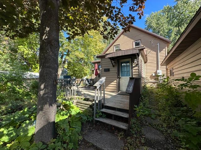 1910 single family home for sale at 207 Hartley Street in Coleraine, MN — 5 bed, 3 bath (photo 43 of 47)