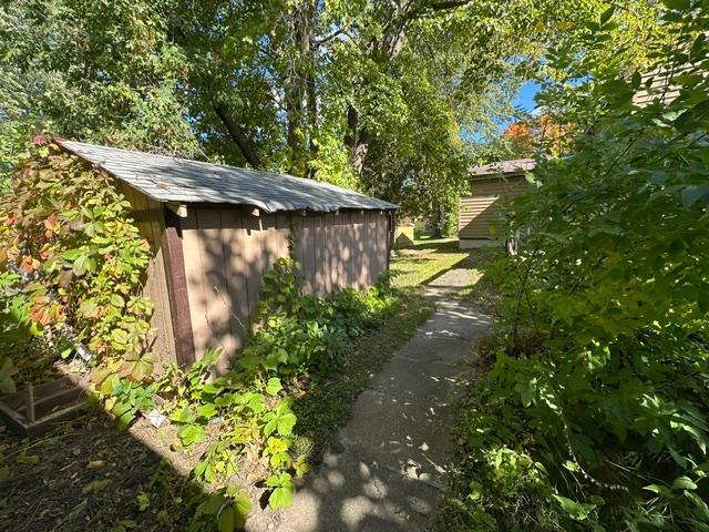 1910 single family home for sale at 207 Hartley Street in Coleraine, MN — 5 bed, 3 bath (photo 44 of 47)