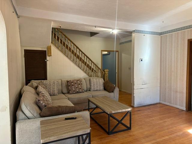 1910 single family home for sale at 207 Hartley Street in Coleraine, MN — 5 bed, 3 bath (photo 6 of 47)