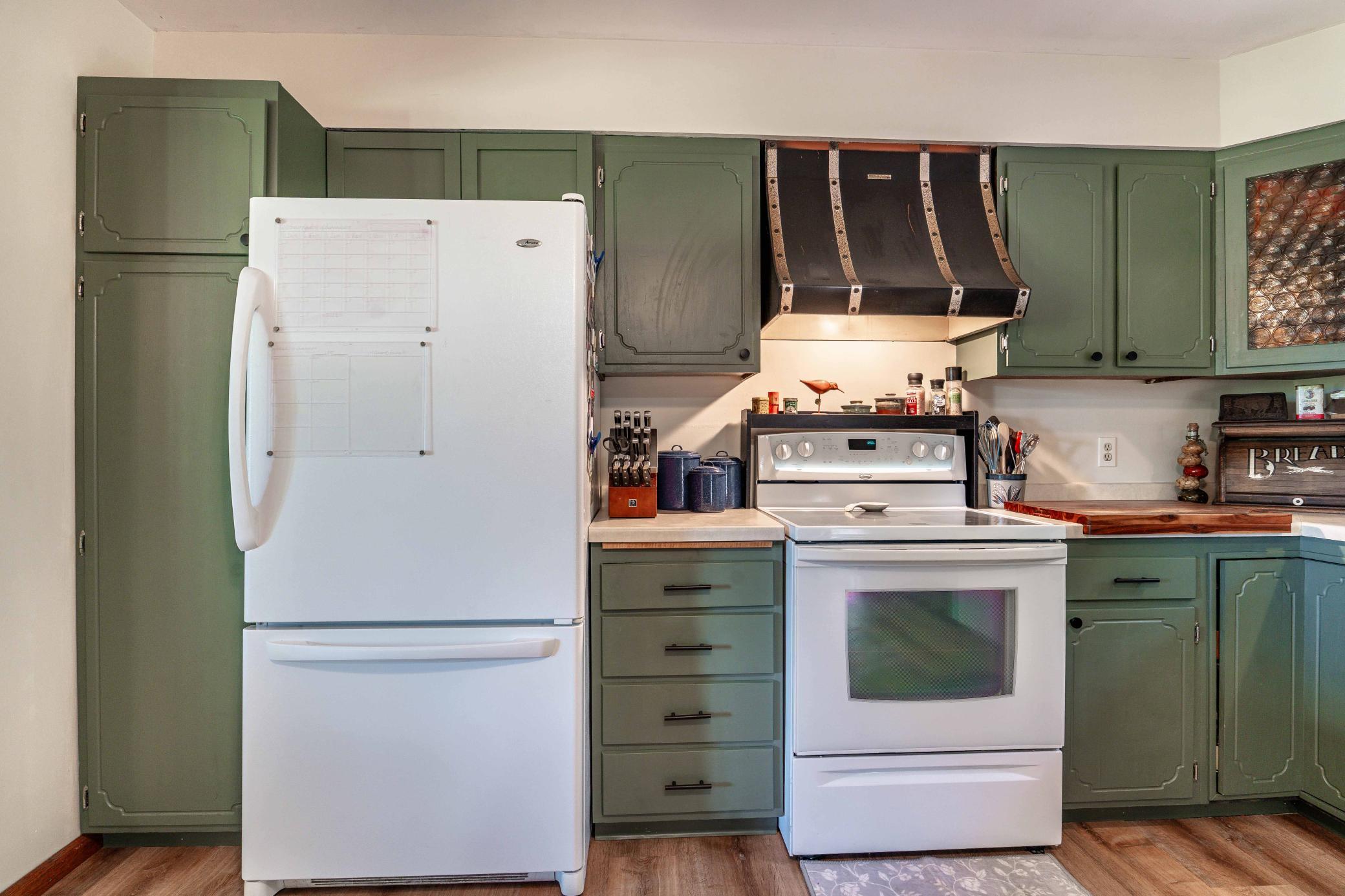1976 single family home for sale at 36117 US 71 in Eagle Bend, MN — 4 bed, 2 bath (photo 16 of 74)