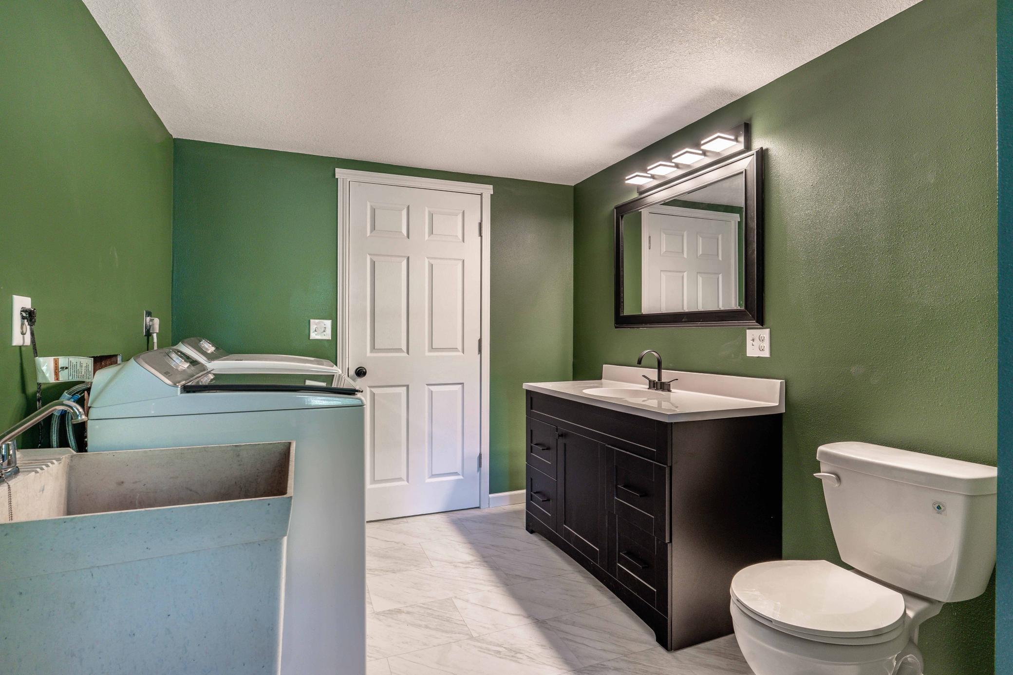 1976 single family home for sale at 36117 US 71 in Eagle Bend, MN — 4 bed, 2 bath (photo 38 of 74)