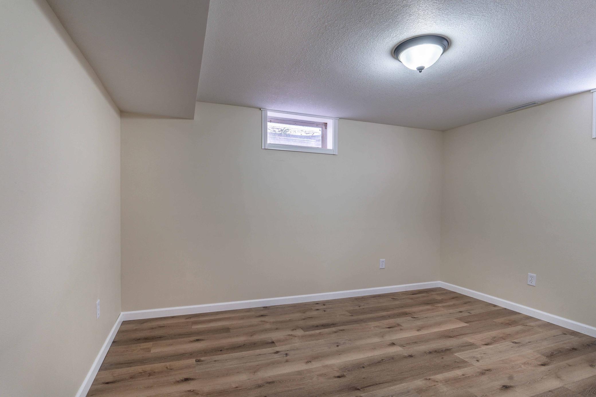 1976 single family home for sale at 36117 US 71 in Eagle Bend, MN — 4 bed, 2 bath (photo 41 of 74)