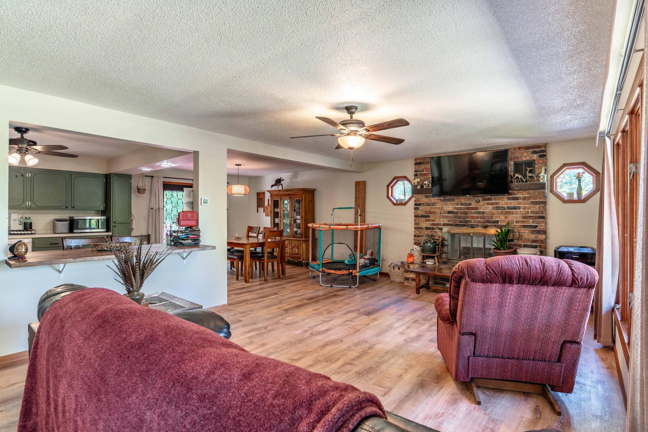1976 single family home for sale at 36117 US 71 in Eagle Bend, MN — 4 bed, 2 bath (photo 8 of 74)