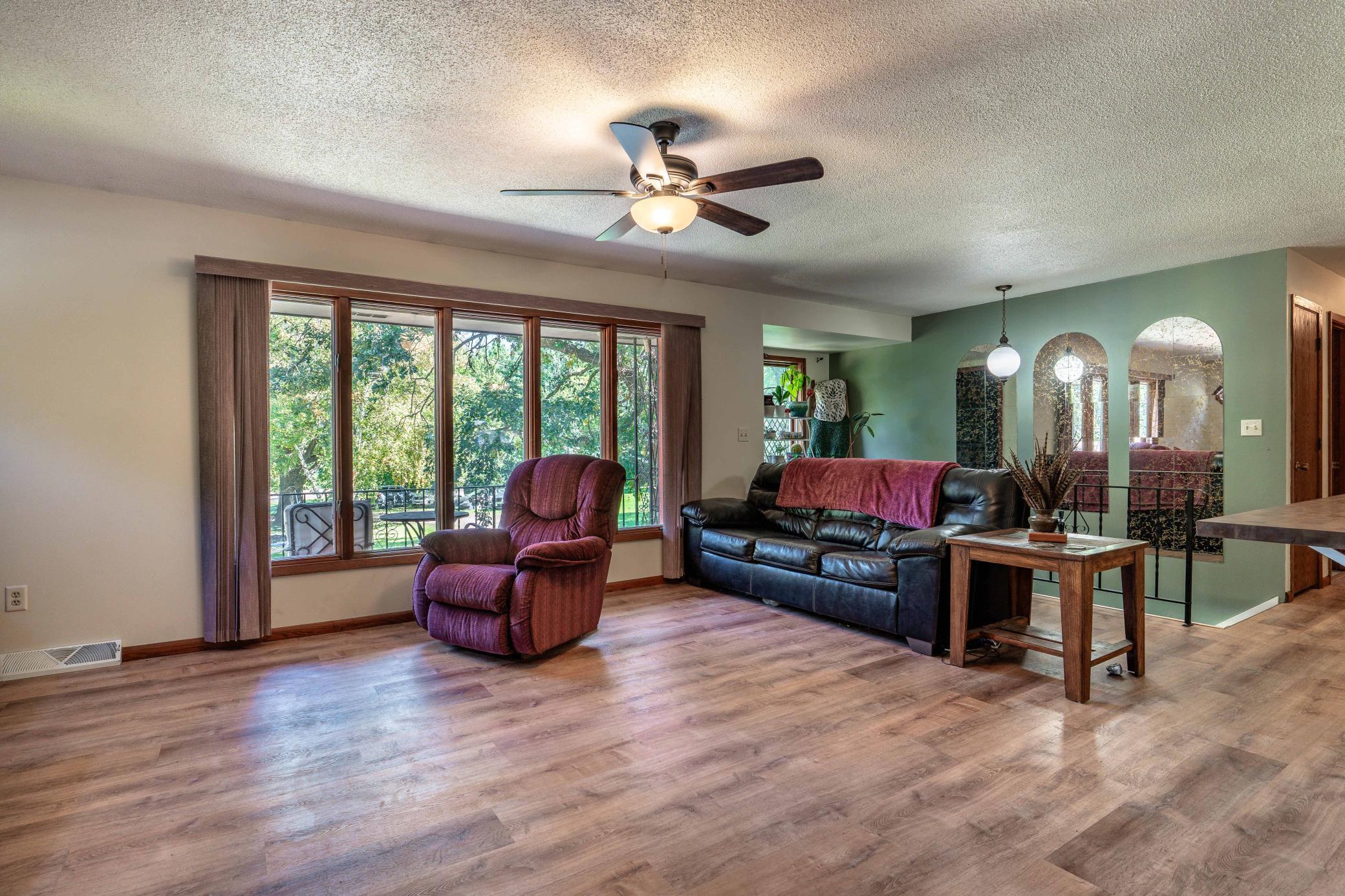 1976 single family home for sale at 36117 US 71 in Eagle Bend, MN — 4 bed, 2 bath (photo 9 of 74)